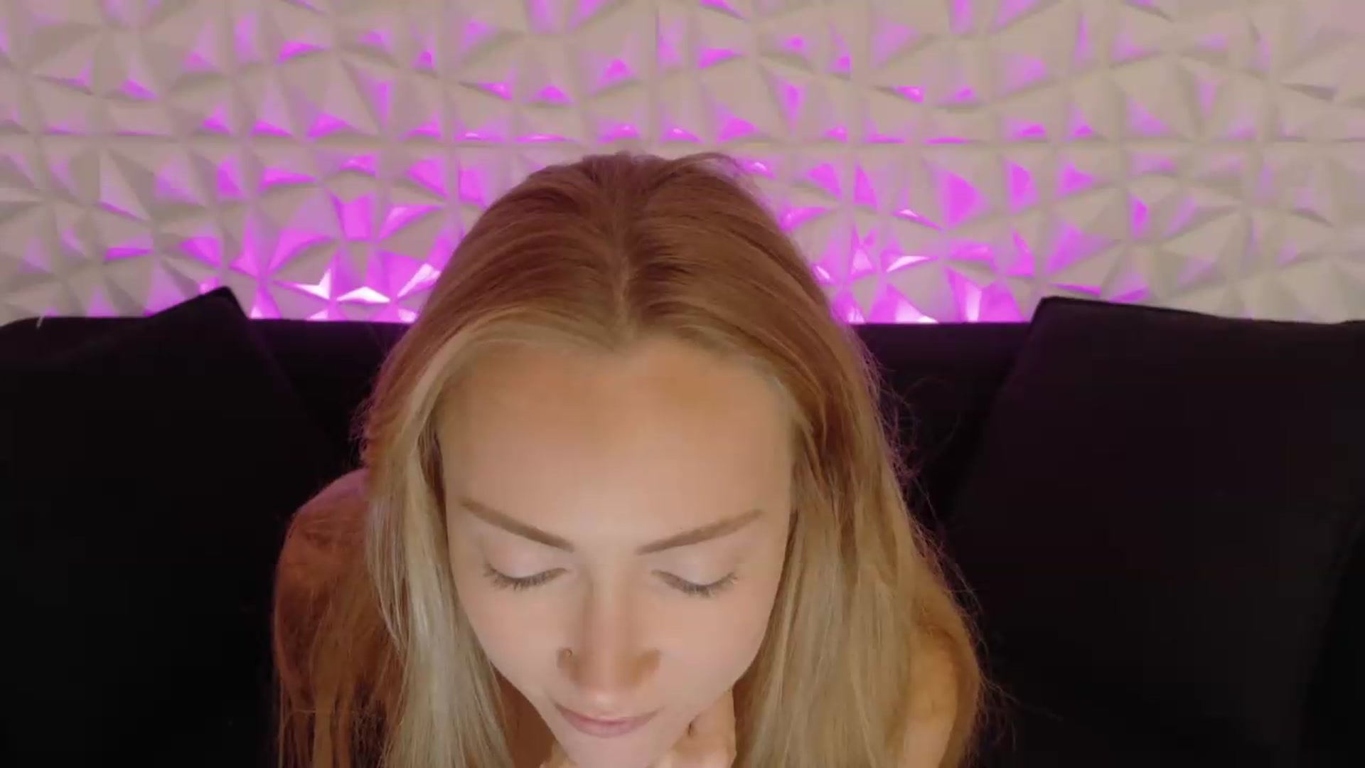 Gallery image thumbnail from xSadiexBlairx's myfreecams stream on, 07/06/2026, 19:16 image 14 of 20