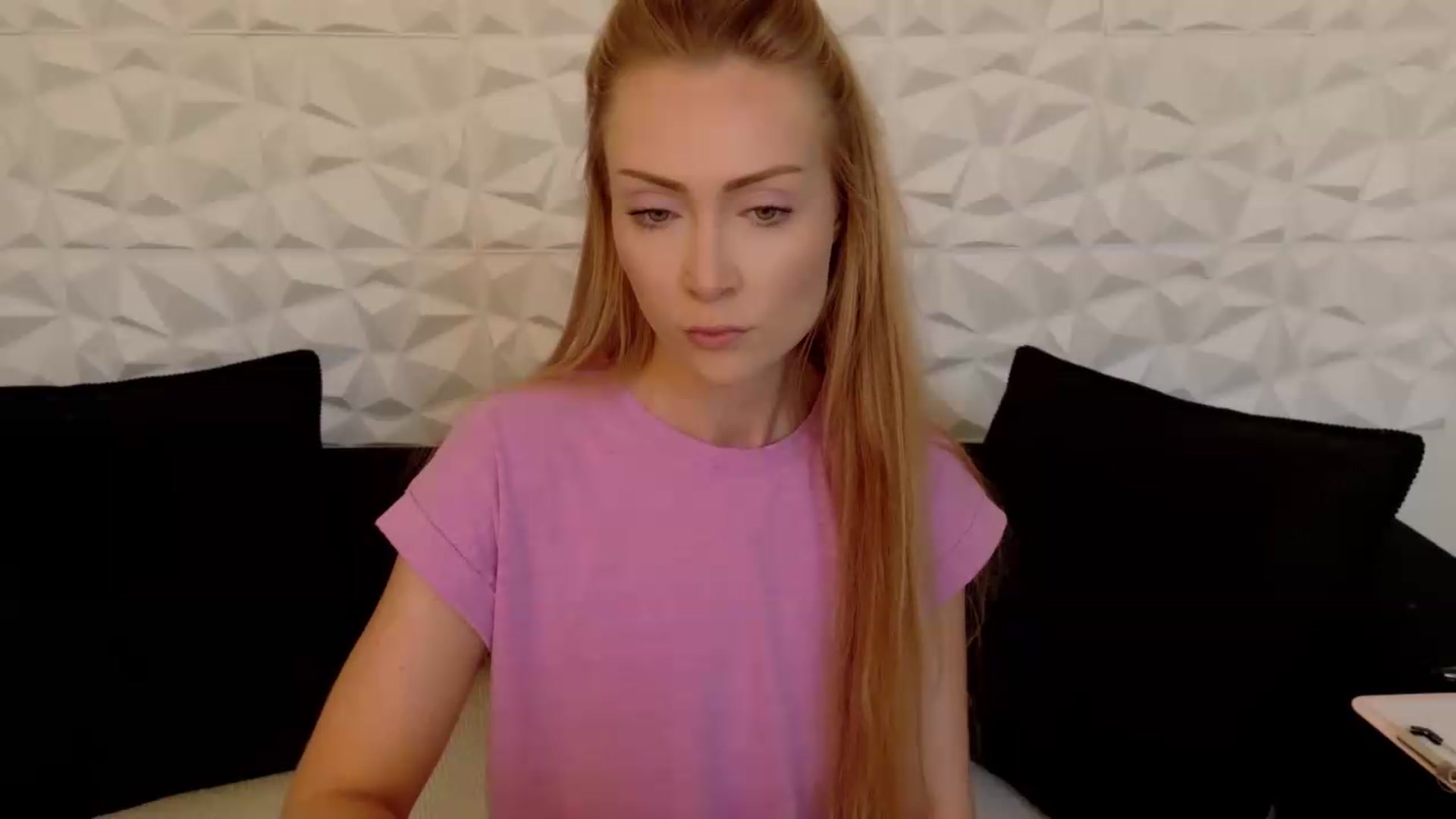 Gallery image thumbnail from xSadiexBlairx's myfreecams stream on, 07/22/2026, 18:21 image 6 of 20