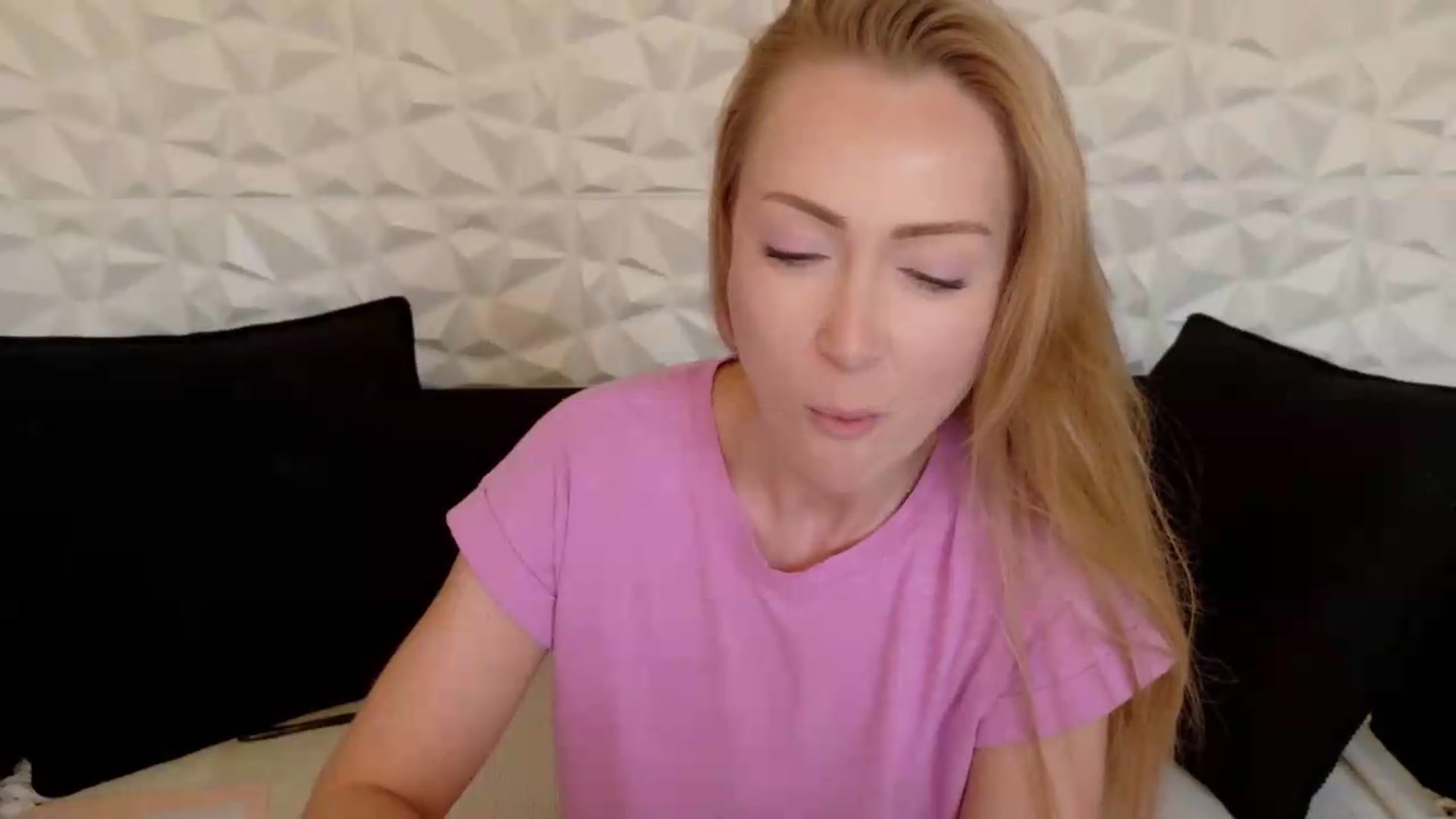 Gallery image thumbnail from xSadiexBlairx's myfreecams stream on, 07/22/2026, 21:06 image 7 of 20