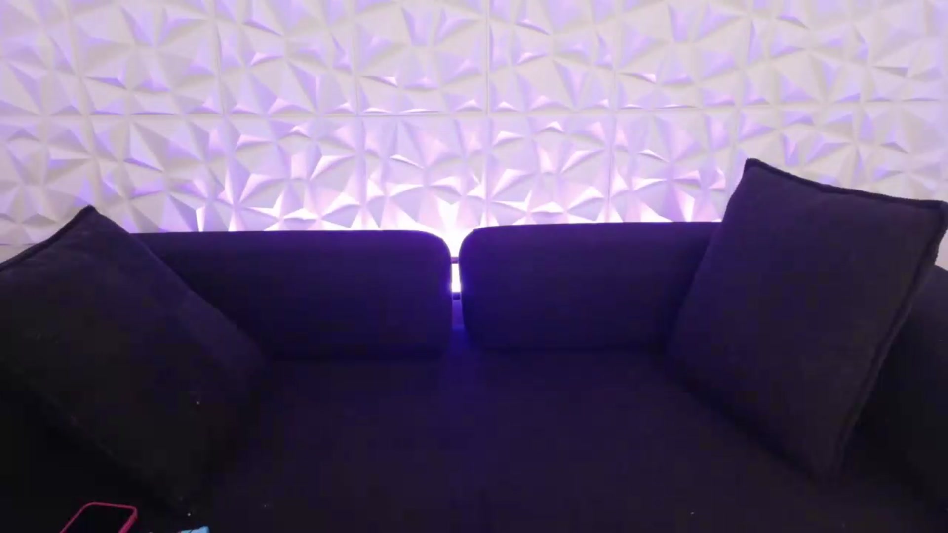 Gallery image thumbnail from xSadiexBlairx's myfreecams stream on, 08/18/2026, 19:51 image 17 of 20