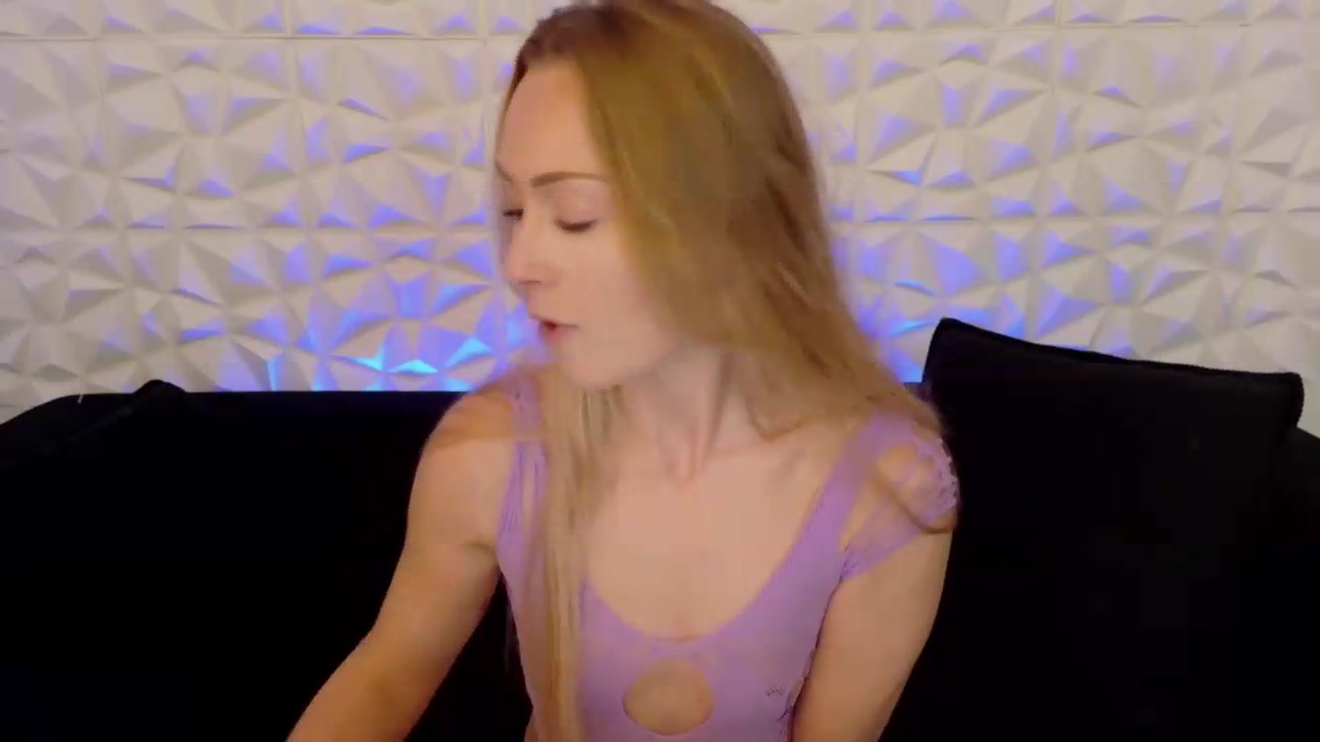 Gallery image thumbnail from xSadiexBlairx's myfreecams stream on, 08/20/2026, 19:06 image 4 of 20