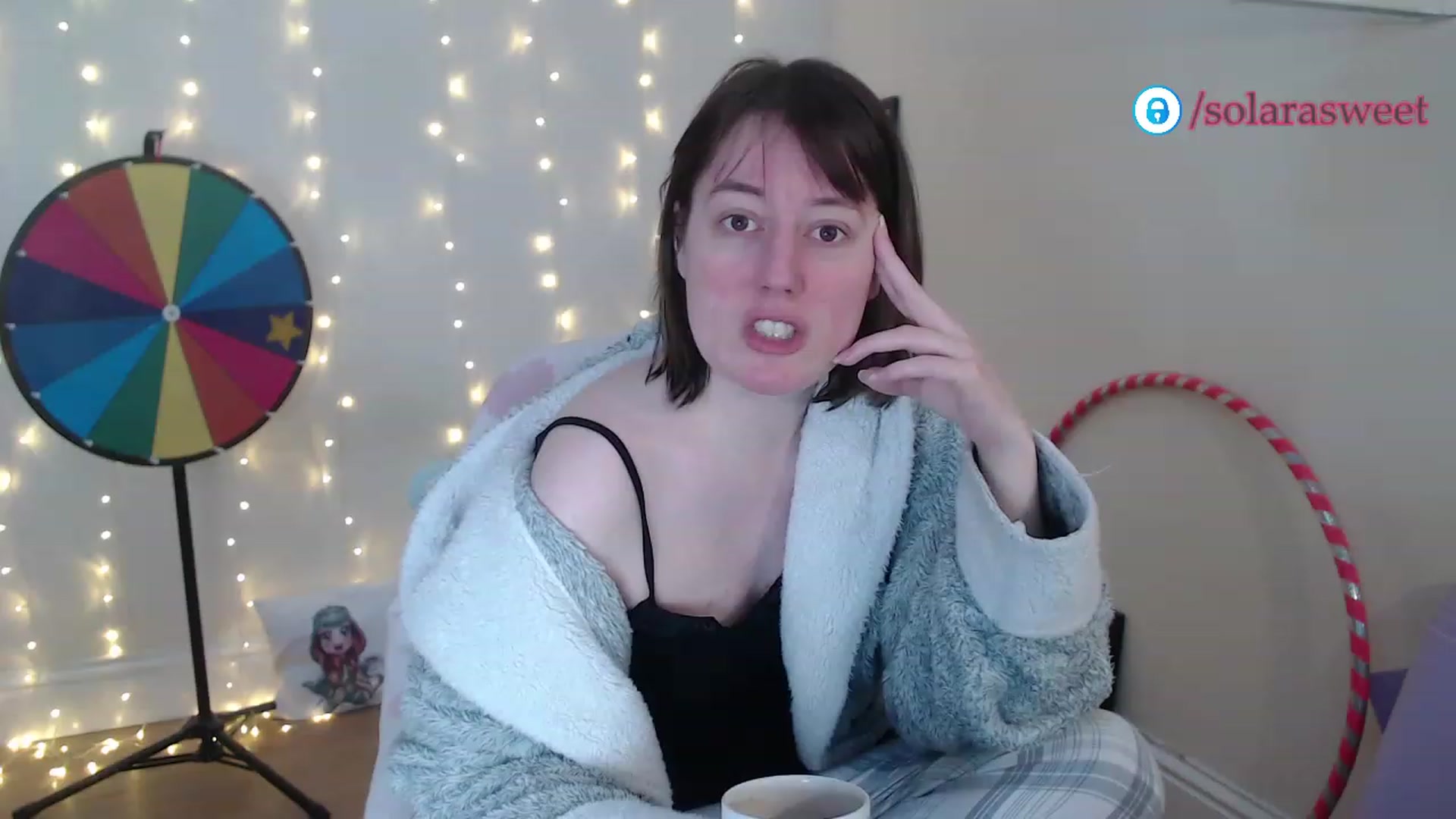 Gallery image thumbnail from xSolaraSweetx's myfreecams stream on, 01/04/2023, 09:01 image 8 of 20