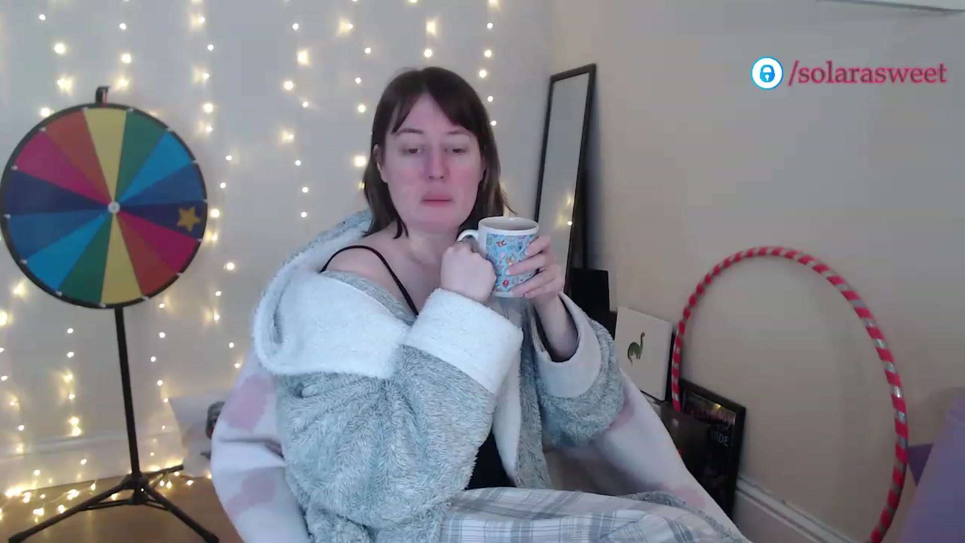 Gallery image thumbnail from xSolaraSweetx's myfreecams stream on, 01/04/2023, 09:01 image 2 of 20