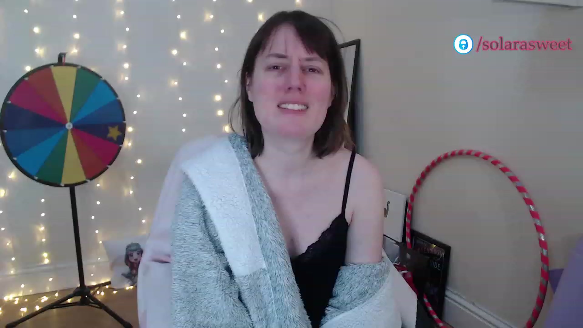 Gallery image thumbnail from xSolaraSweetx's myfreecams stream on, 01/04/2023, 09:54 image 5 of 20