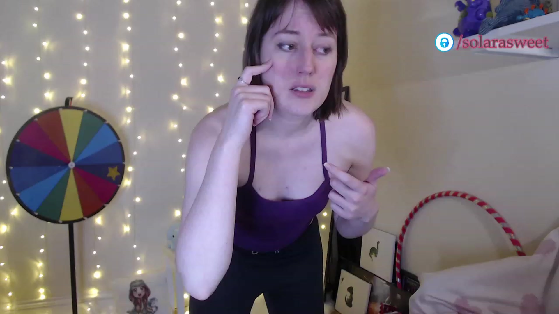 Gallery image thumbnail from xSolaraSweetx's myfreecams stream on, 01/04/2023, 19:34 image 6 of 20
