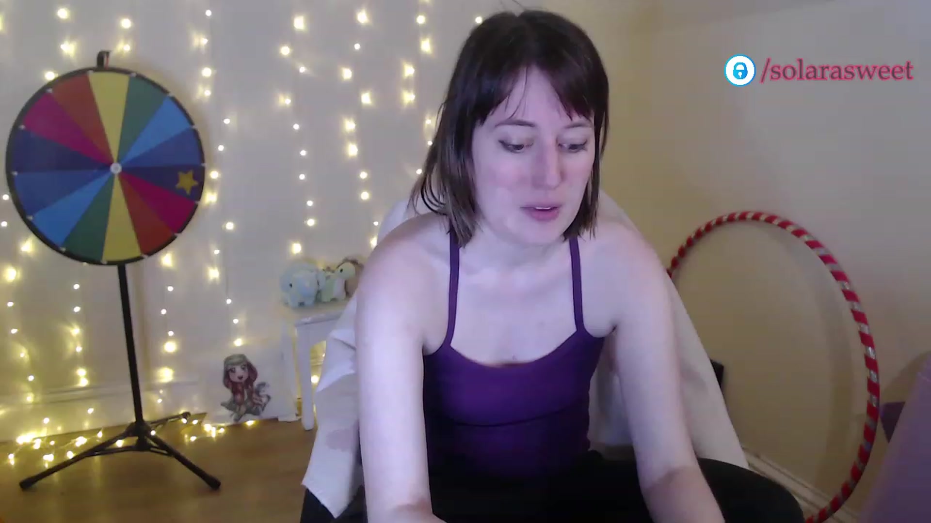 Gallery image thumbnail from xSolaraSweetx's myfreecams stream on, 01/04/2023, 19:34 image 14 of 20