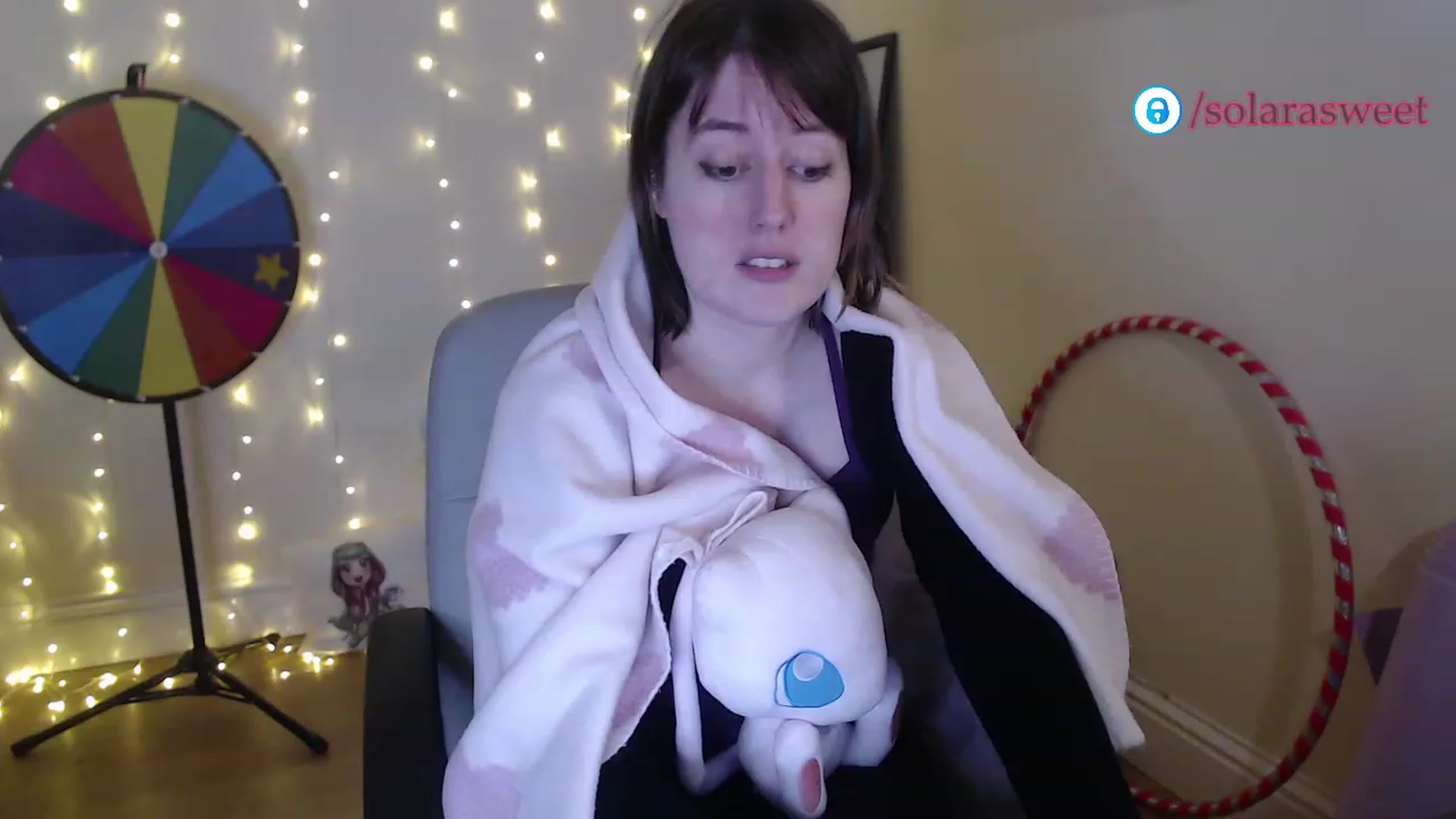 Gallery image thumbnail from xSolaraSweetx's myfreecams stream on, 01/04/2023, 22:49 image 6 of 20