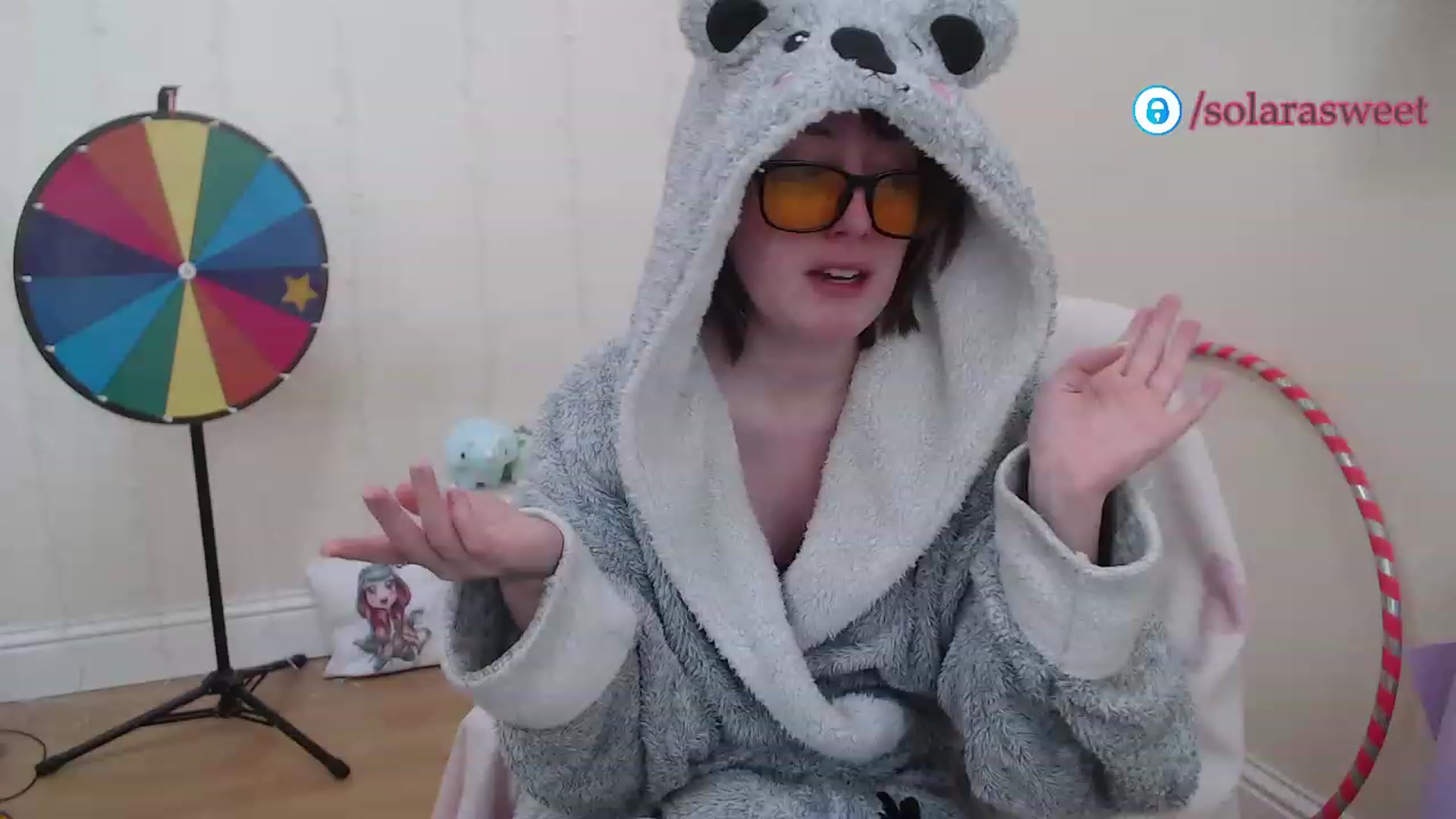 Gallery image thumbnail from xSolaraSweetx's myfreecams stream on, 01/06/2023, 11:24 image 3 of 20