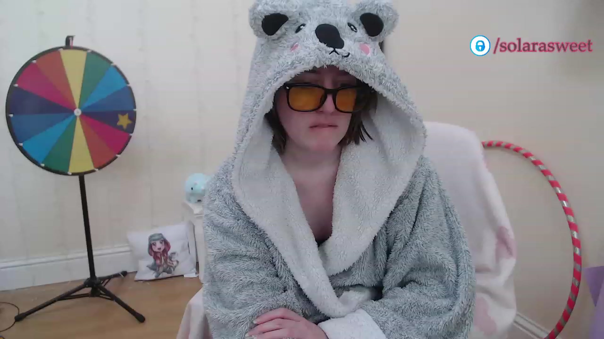 Gallery image thumbnail from xSolaraSweetx's myfreecams stream on, 01/06/2023, 11:24 image 6 of 20