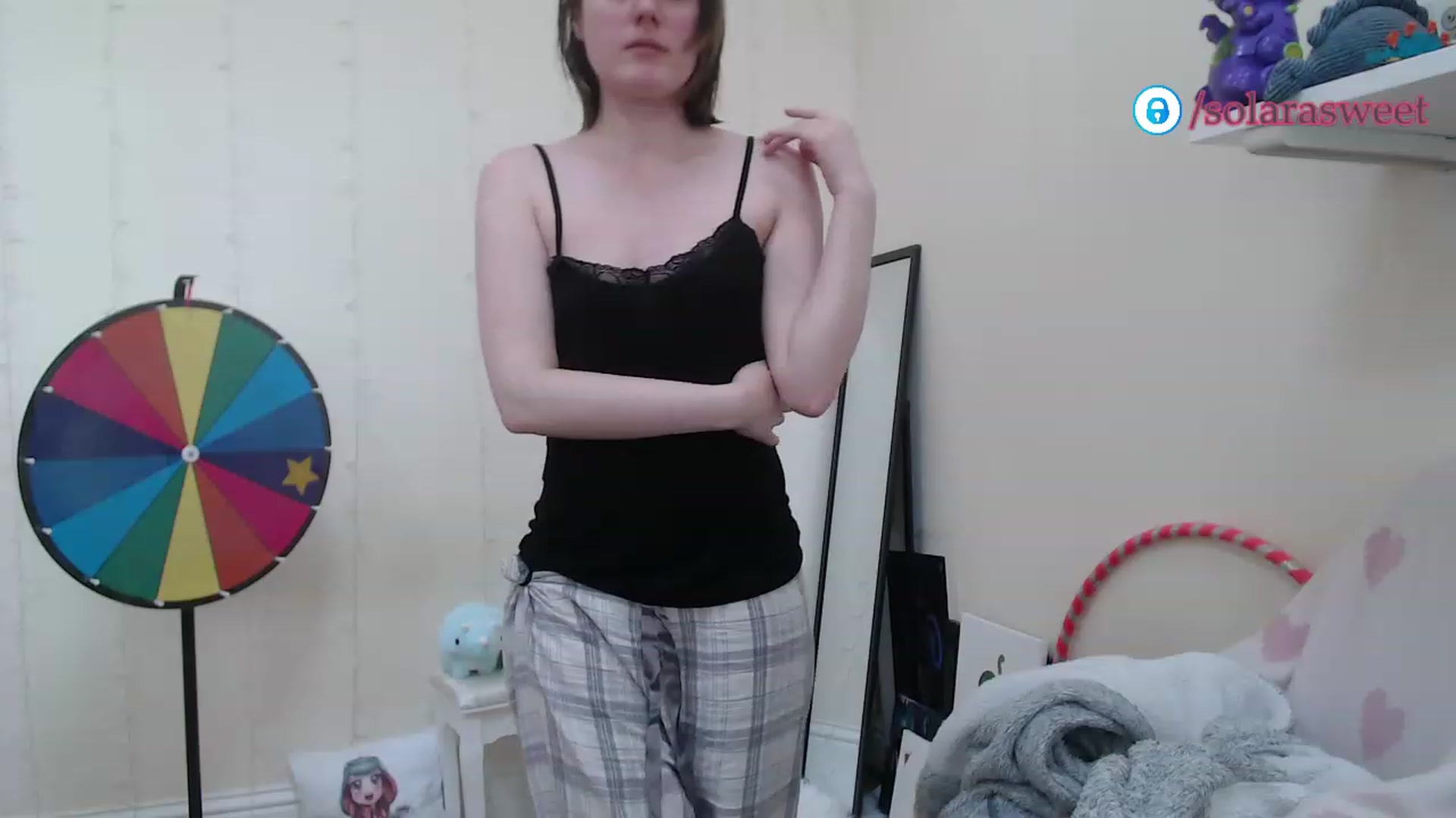Gallery image thumbnail from xSolaraSweetx's myfreecams stream on, 01/06/2023, 11:24 image 14 of 20