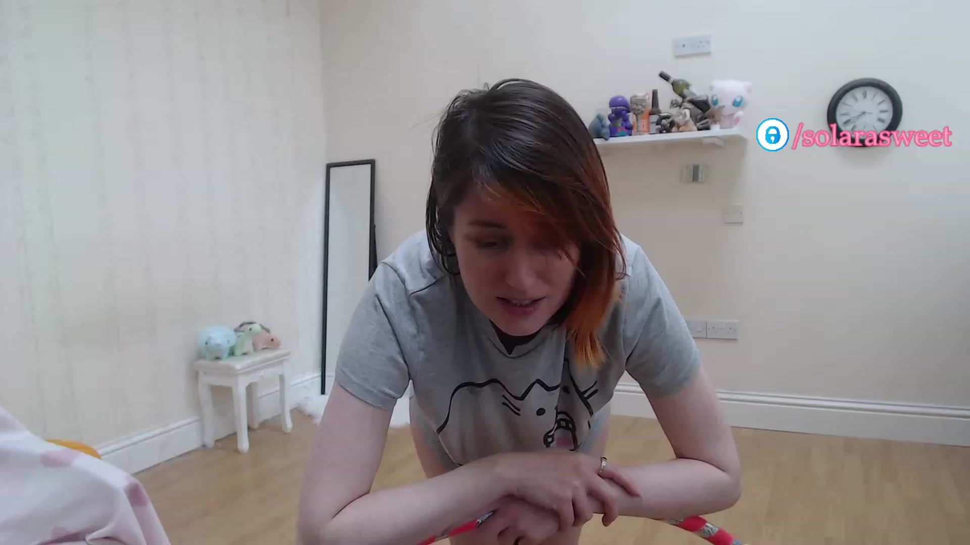 Gallery image thumbnail from xSolaraSweetx's myfreecams stream on, 04/30/2023, 10:23 image 15 of 20