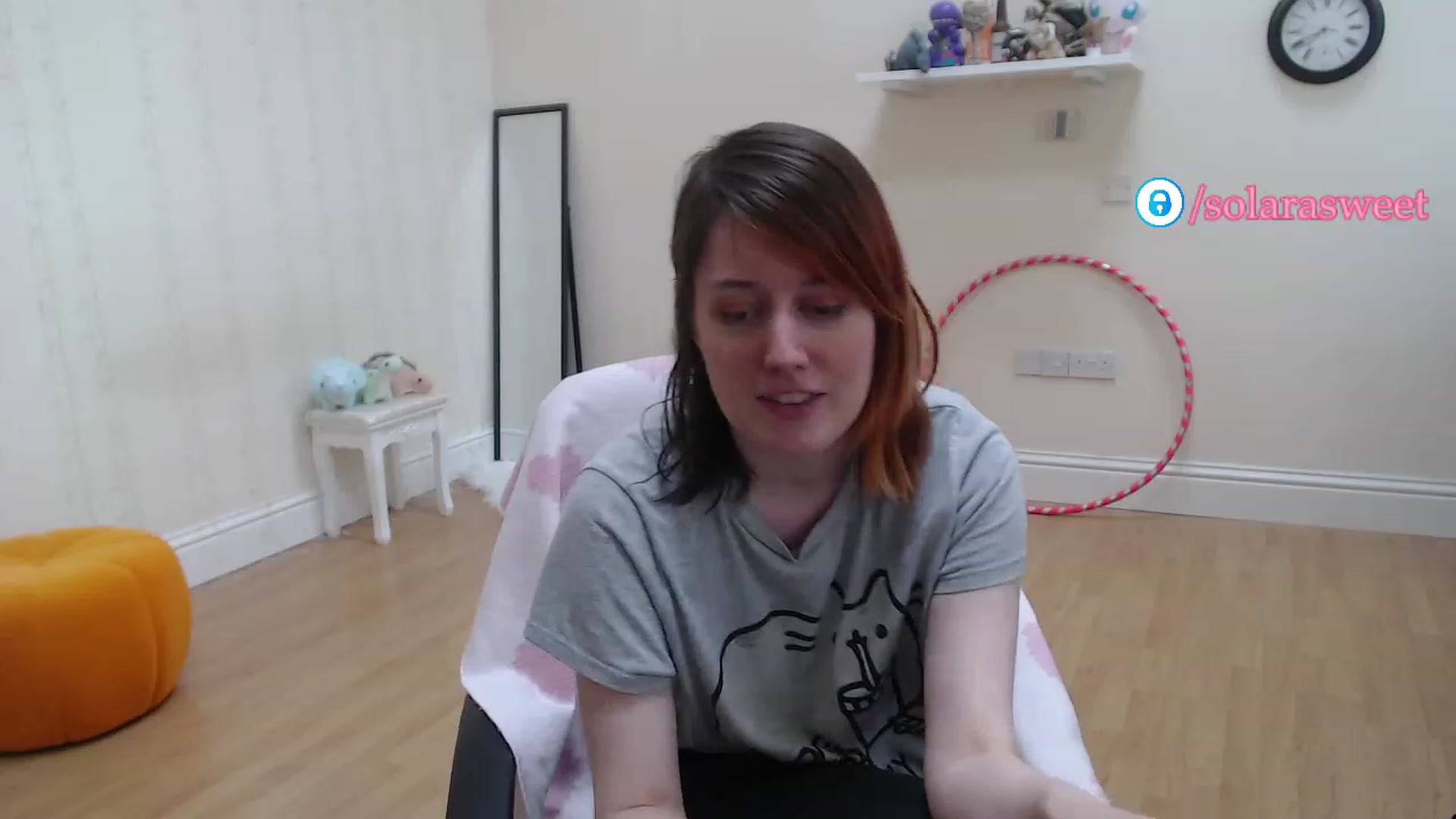 Gallery image thumbnail from xSolaraSweetx's myfreecams stream on, 04/30/2023, 14:33 image 14 of 20