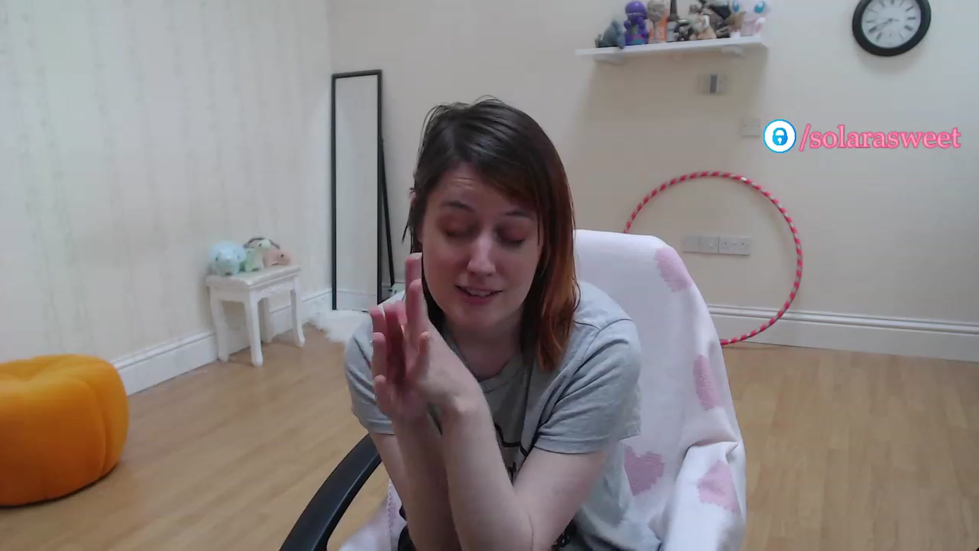 Gallery image thumbnail from xSolaraSweetx's myfreecams stream on, 04/30/2023, 14:33 image 19 of 20