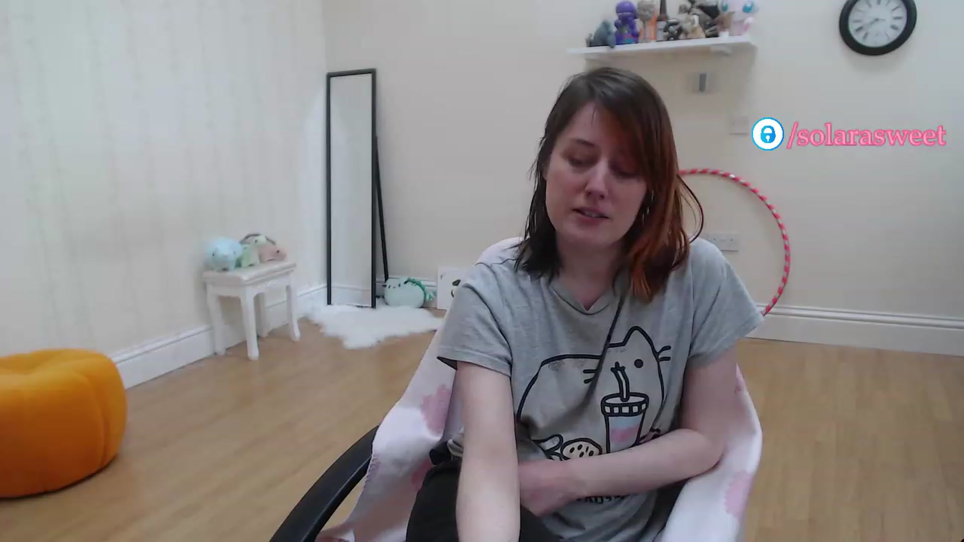 Gallery image thumbnail from xSolaraSweetx's myfreecams stream on, 04/30/2023, 14:33 image 13 of 20