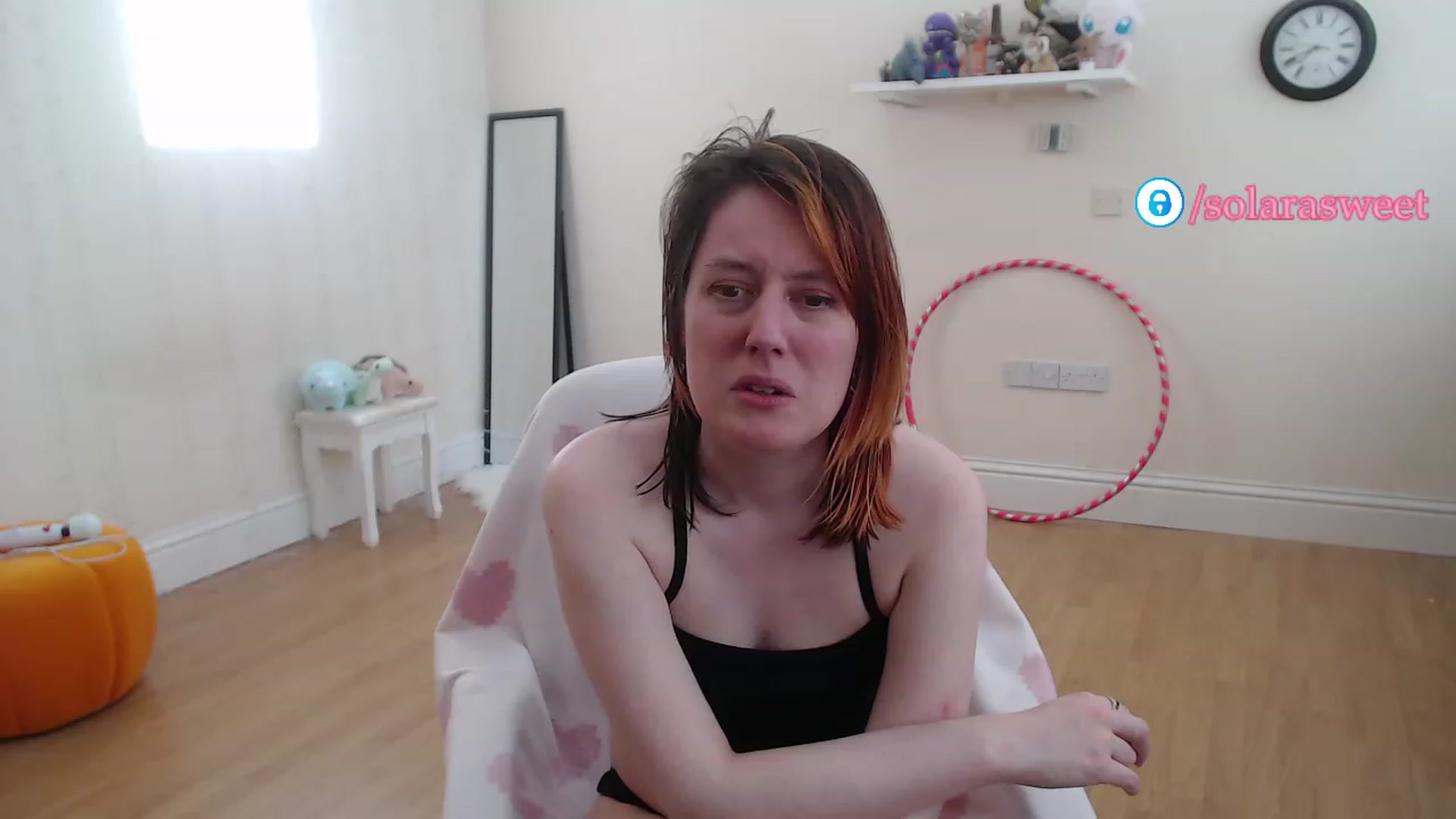 Gallery image thumbnail from xSolaraSweetx's myfreecams stream on, 05/15/2023, 15:29 image 1 of 20