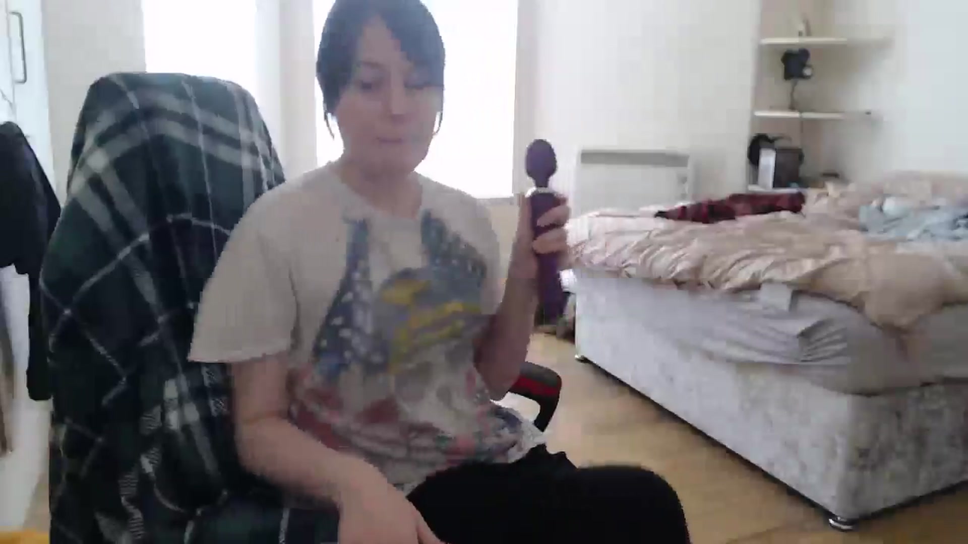 Gallery image thumbnail from xSolaraSweetx's myfreecams stream on, 07/21/2024, 13:27 image 20 of 20