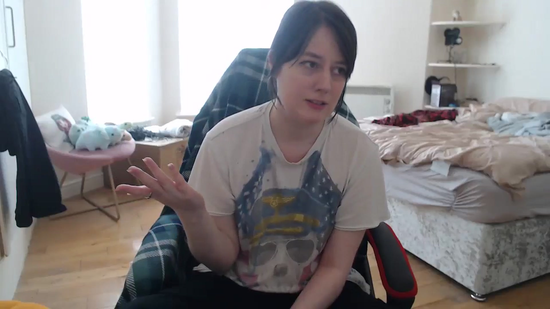 Gallery image thumbnail from xSolaraSweetx's myfreecams stream on, 07/21/2024, 13:27 image 3 of 20
