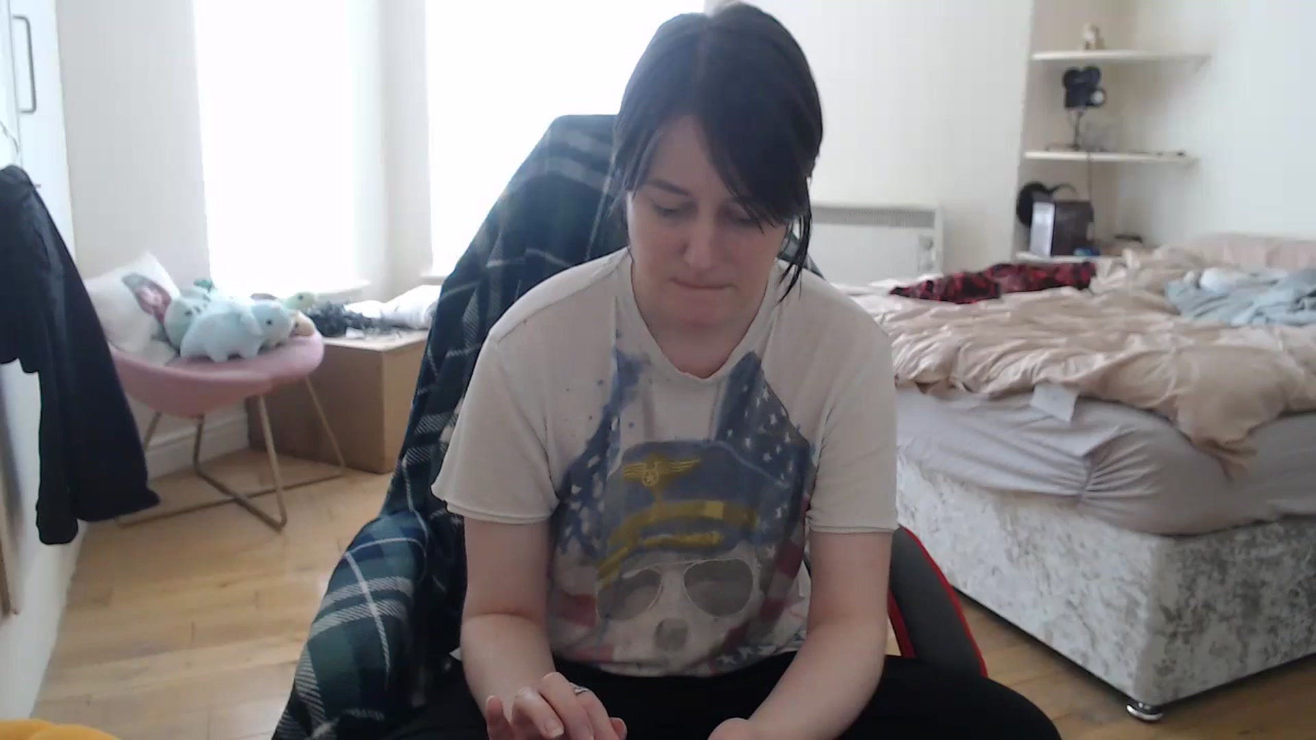 Gallery image thumbnail from xSolaraSweetx's myfreecams stream on, 07/21/2024, 13:27 image 12 of 20