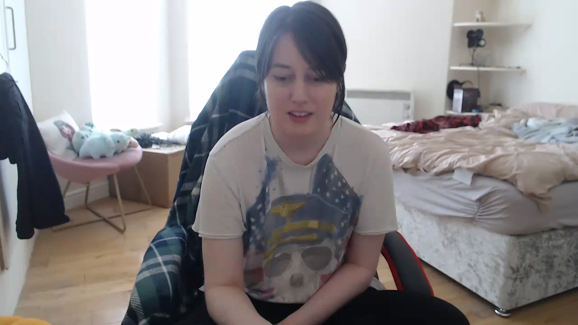 Gallery image thumbnail from xSolaraSweetx's myfreecams stream on, 07/21/2024, 13:27 image 16 of 20