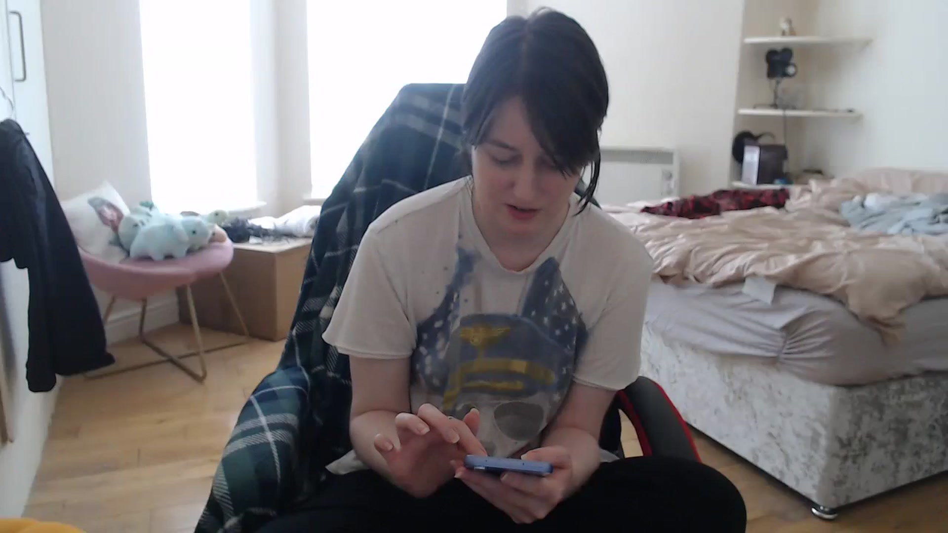 Gallery image thumbnail from xSolaraSweetx's myfreecams stream on, 07/21/2024, 13:27 image 7 of 20