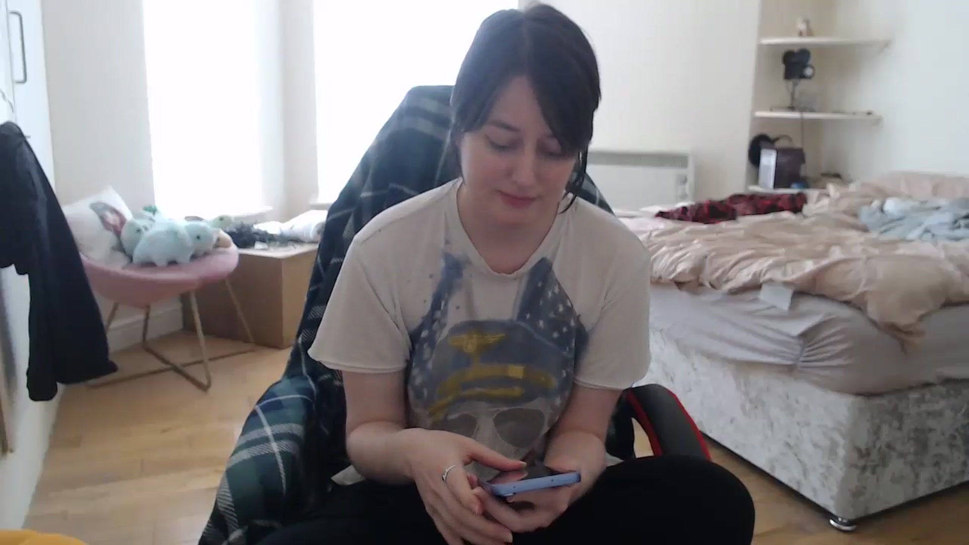 Gallery image thumbnail from xSolaraSweetx's myfreecams stream on, 07/21/2024, 13:27 image 5 of 20