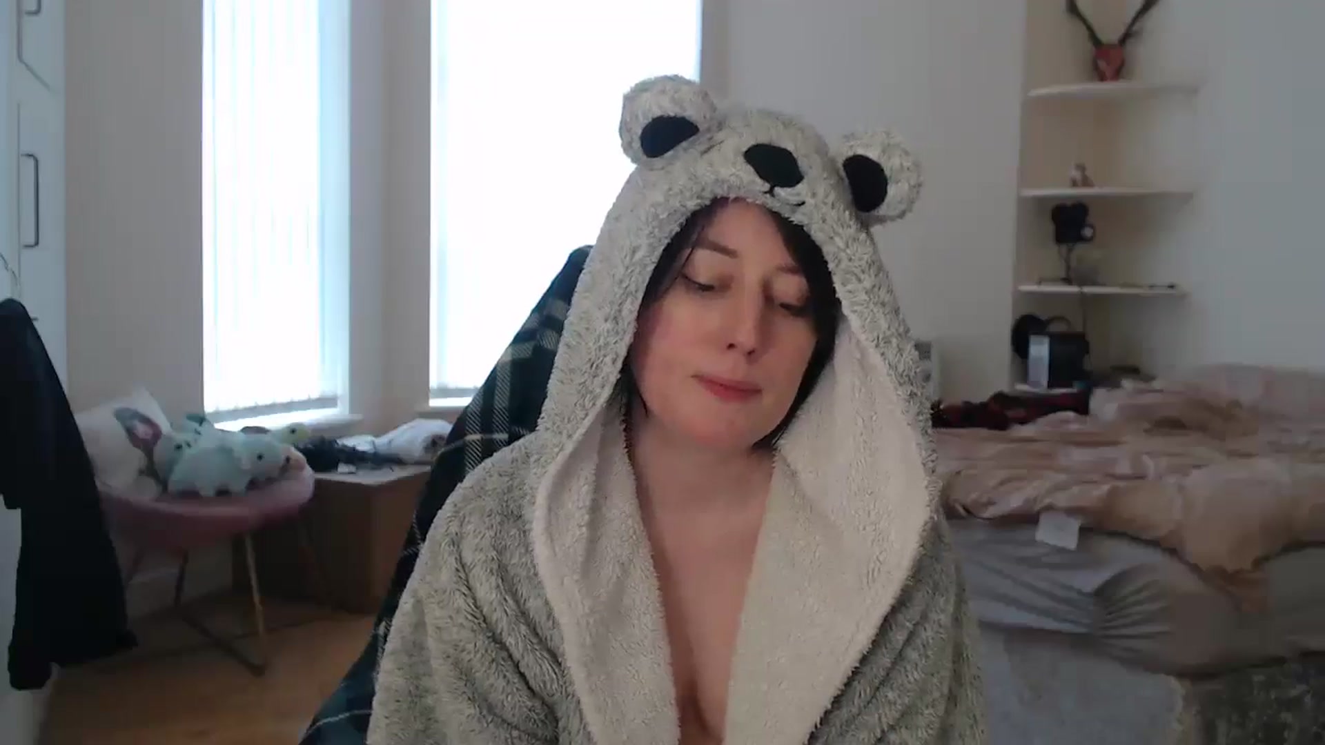 Gallery image thumbnail from xSolaraSweetx's myfreecams stream on, 07/21/2024, 16:50 image 20 of 20