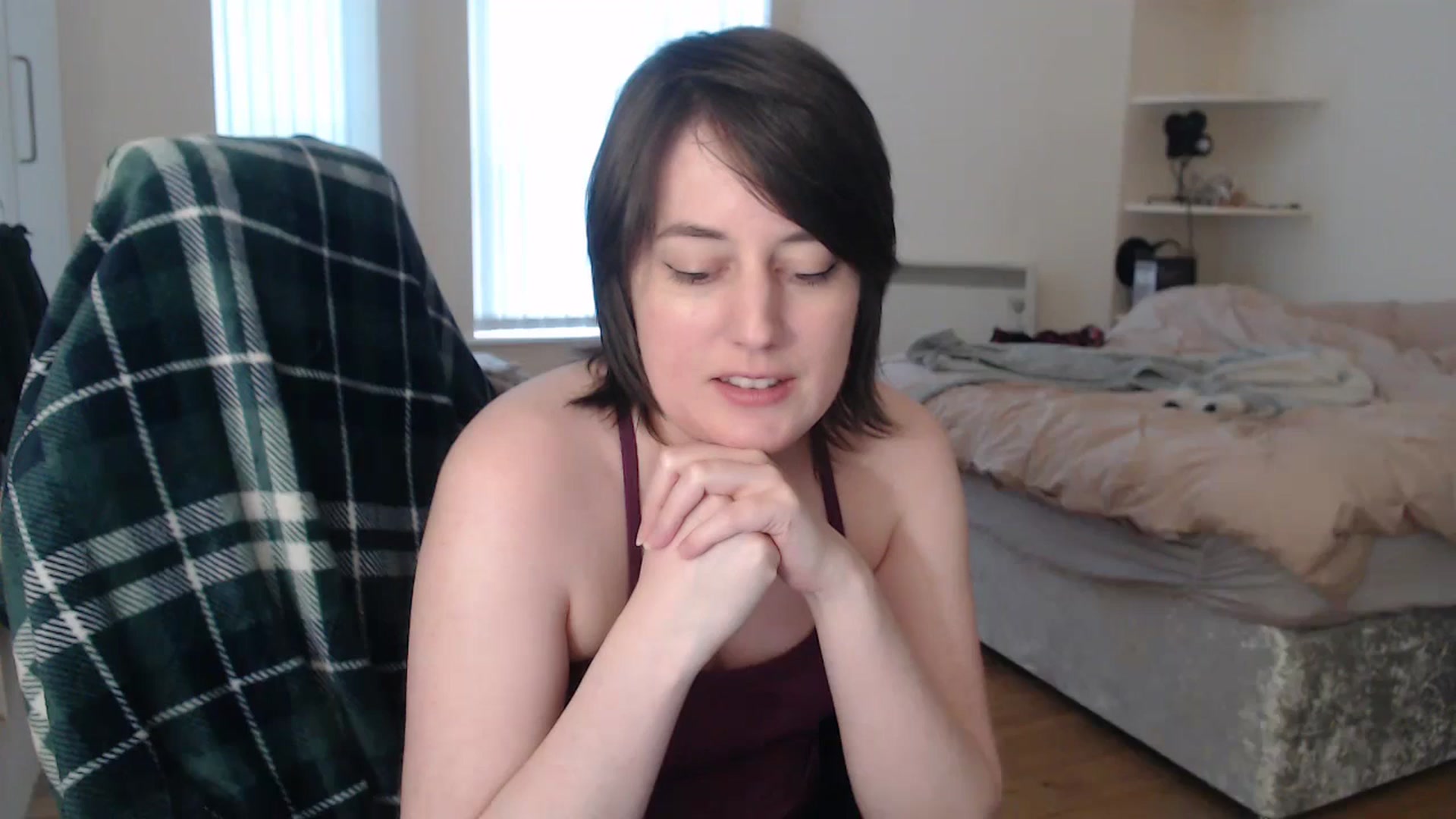Gallery image thumbnail from xSolaraSweetx's myfreecams stream on, 07/23/2024, 18:32 image 15 of 20