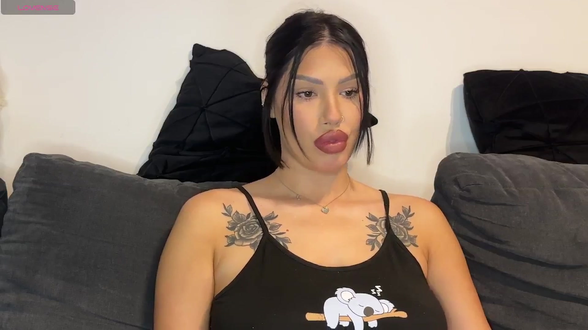 Gallery image thumbnail from xSugarKellie's myfreecams stream on, 05/27/2024, 17:19 image 2 of 20