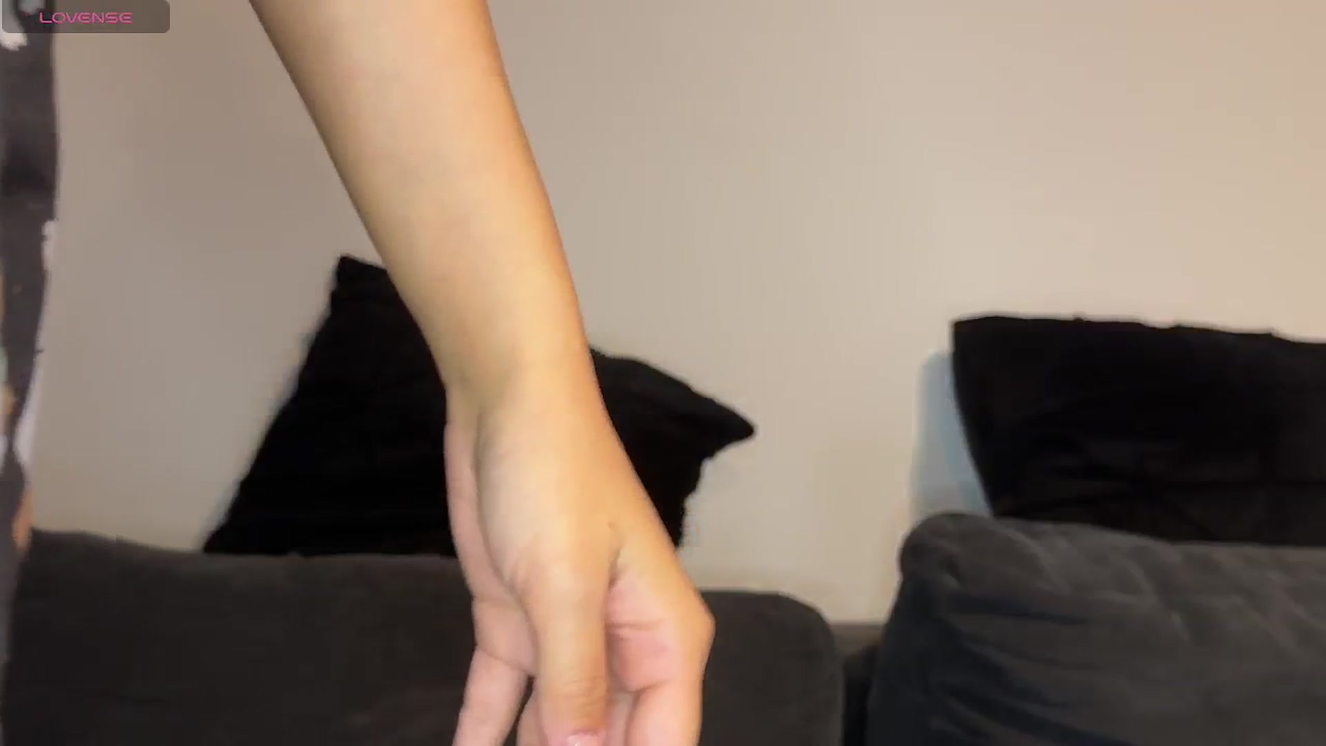 Gallery image thumbnail from xSugarKellie's myfreecams stream on, 05/27/2024, 17:19 image 17 of 20