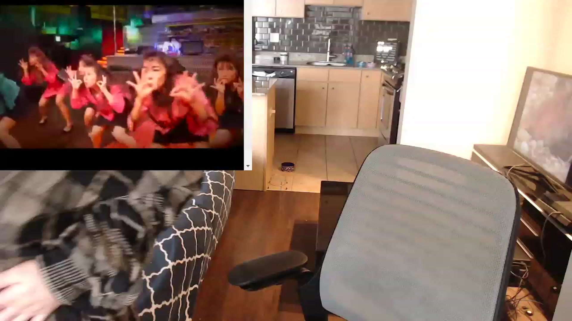 Gallery image thumbnail from xWildThingx's myfreecams stream on, 01/01/2023, 19:48 image 11 of 20