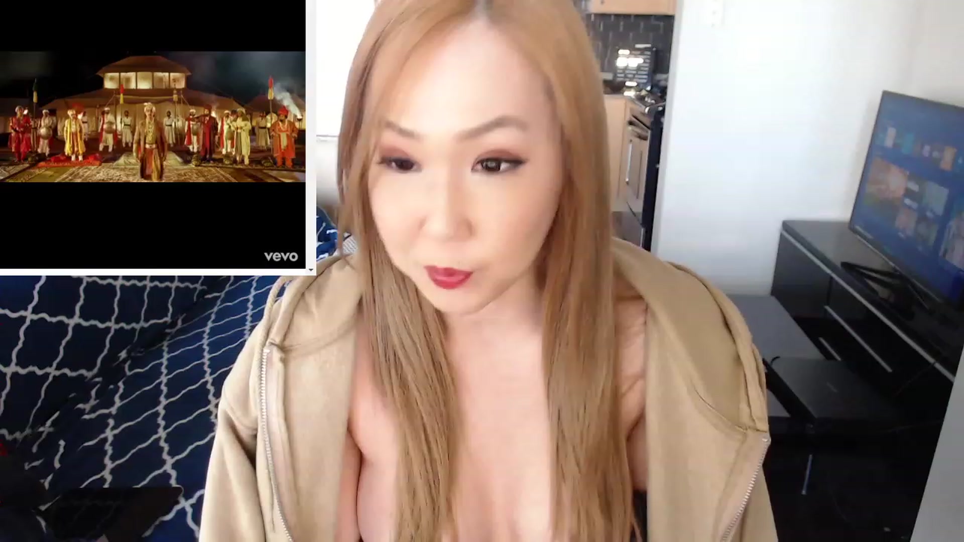 Gallery image thumbnail from xWildThingx's myfreecams stream on, 02/05/2023, 19:21 image 7 of 20
