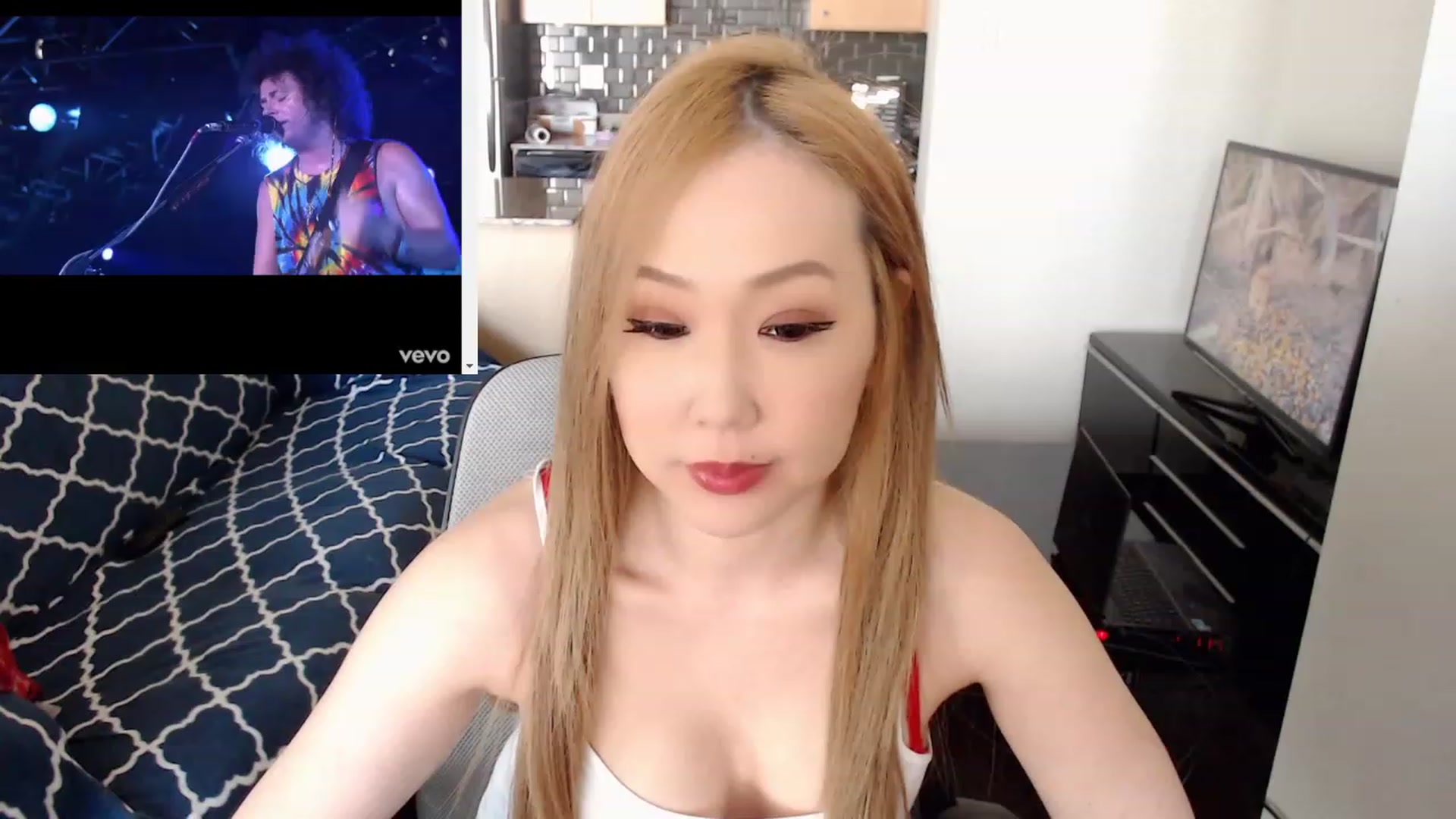 Gallery image thumbnail from xWildThingx's myfreecams stream on, 02/19/2023, 18:55 image 6 of 20