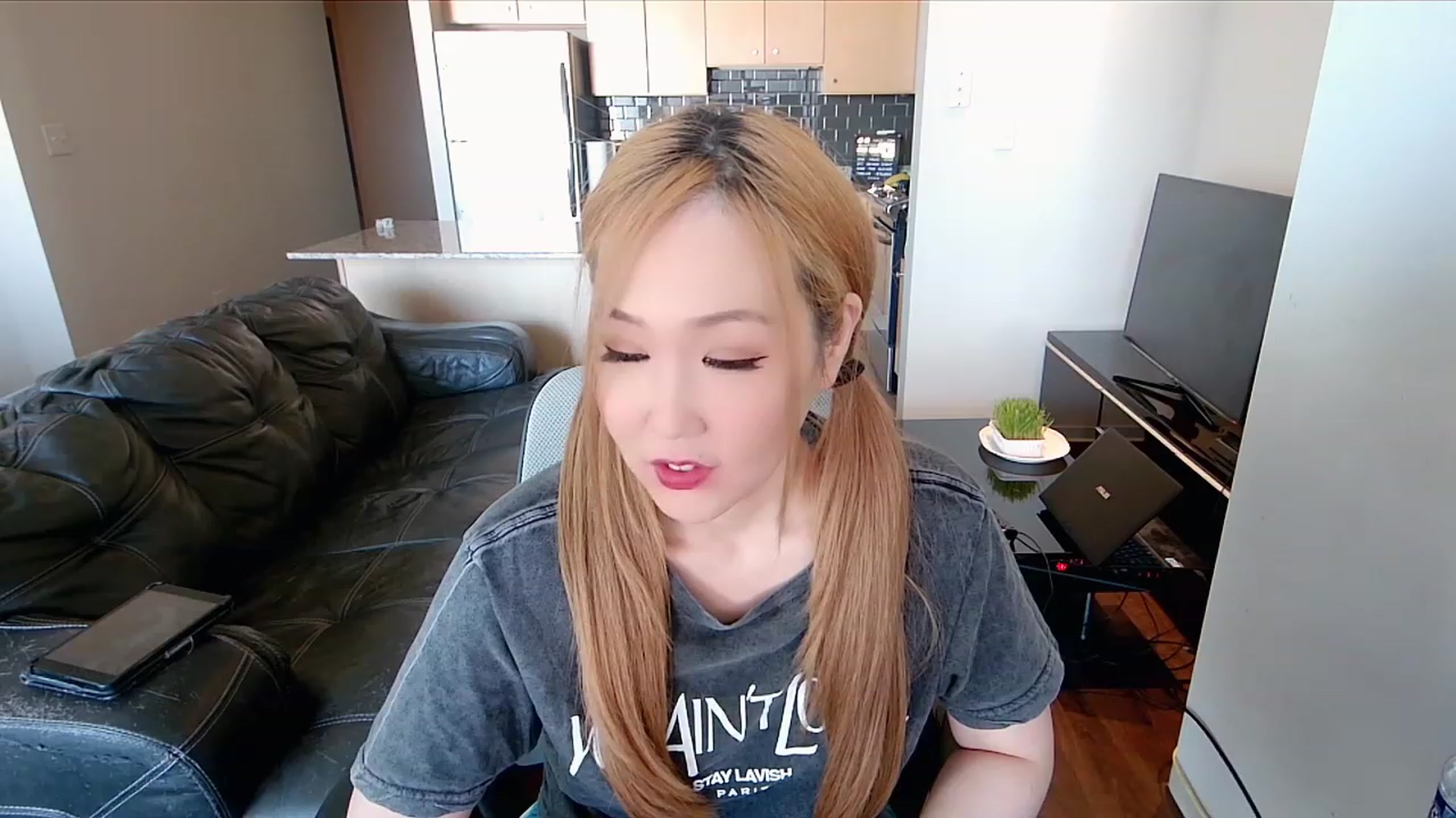 Gallery image thumbnail from xWildThingx's myfreecams stream on, 03/05/2023, 20:47 image 10 of 20