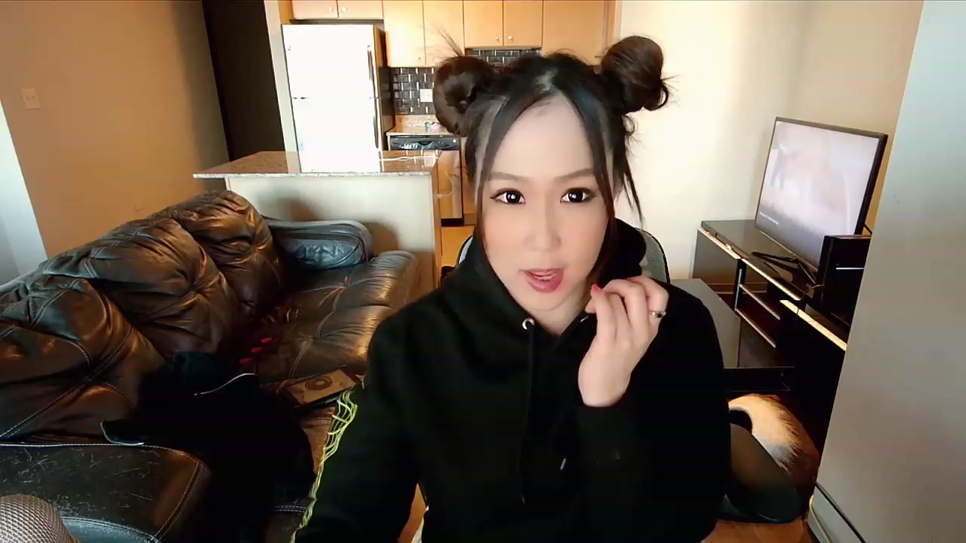 Gallery image thumbnail from xWildThingx's myfreecams stream on, 11/19/2023, 21:27 image 8 of 20
