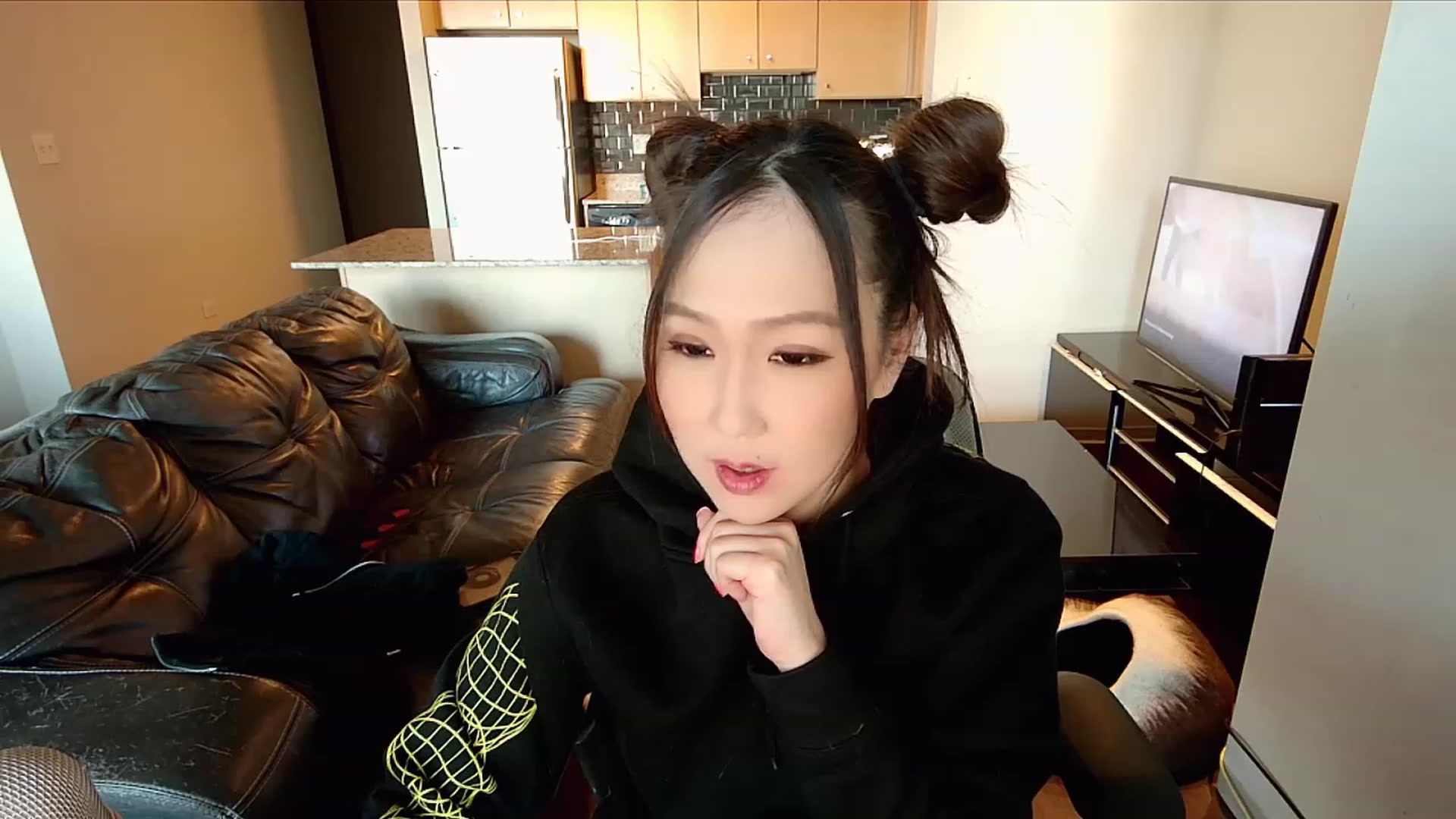 Gallery image thumbnail from xWildThingx's myfreecams stream on, 11/19/2023, 21:27 image 2 of 20