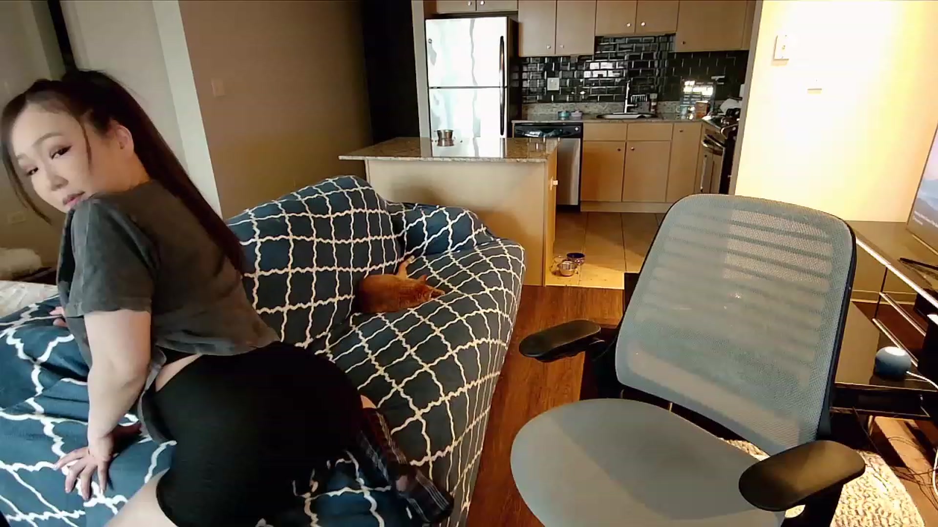 Gallery image thumbnail from xWildThingx's myfreecams stream on, 12/03/2023, 19:54 image 16 of 20