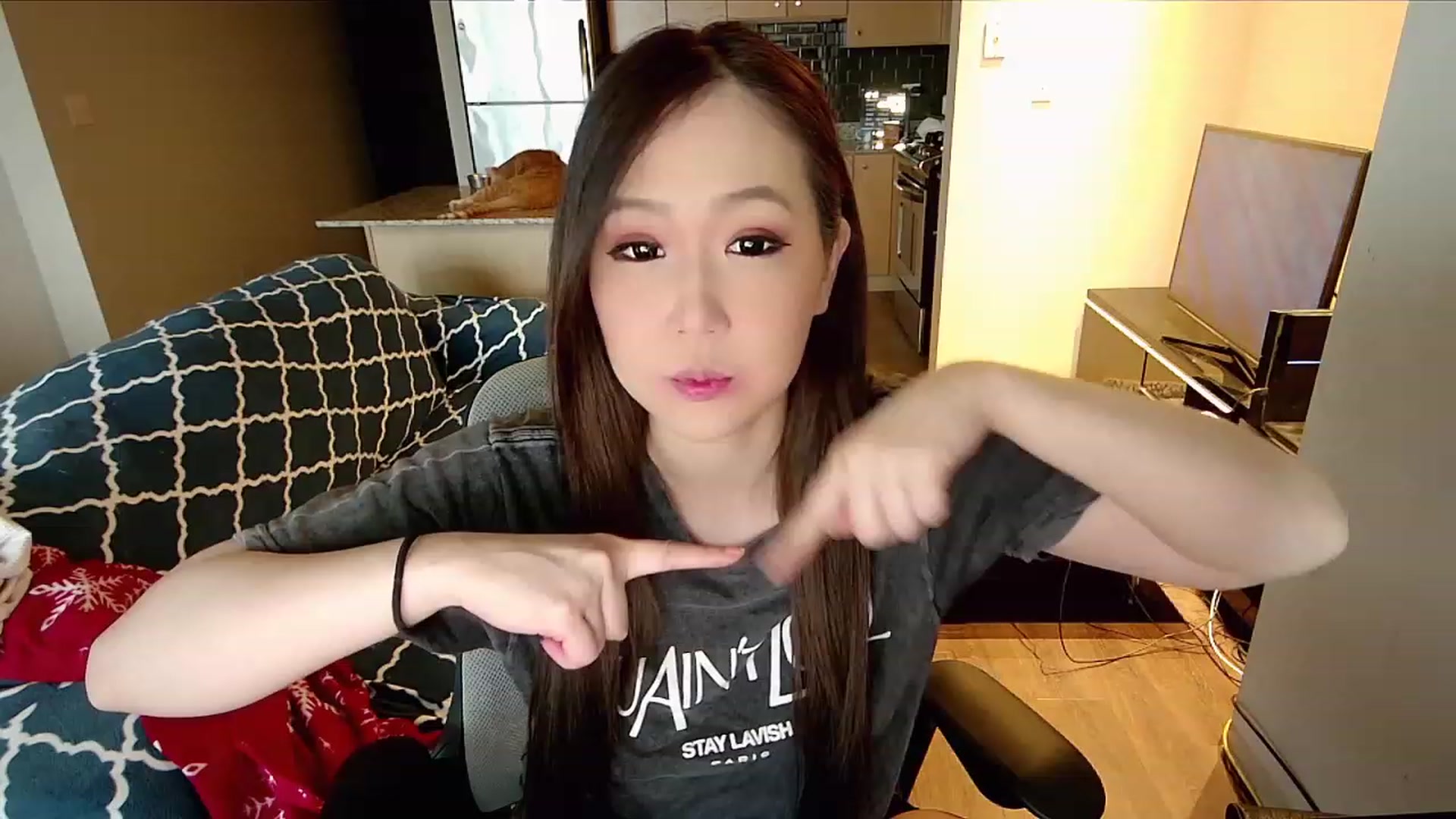 Gallery image thumbnail from xWildThingx's myfreecams stream on, 12/03/2023, 19:54 image 13 of 20