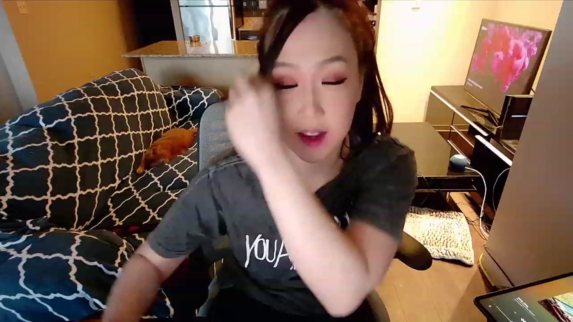 Gallery image thumbnail from xWildThingx's myfreecams stream on, 12/03/2023, 20:37 image 7 of 20