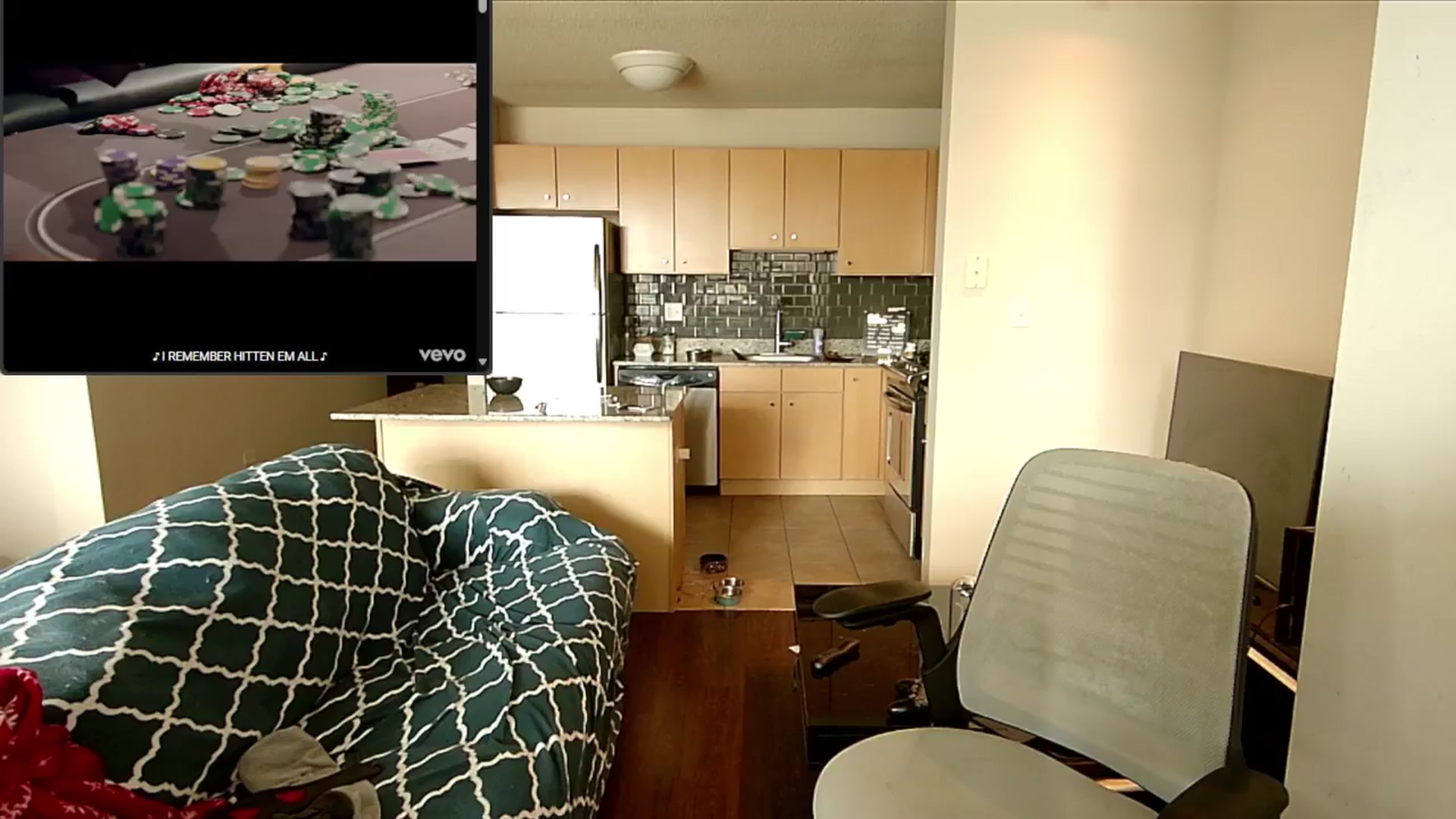 Gallery image thumbnail from xWildThingx's myfreecams stream on, 07/14/2024, 21:33 image 15 of 20