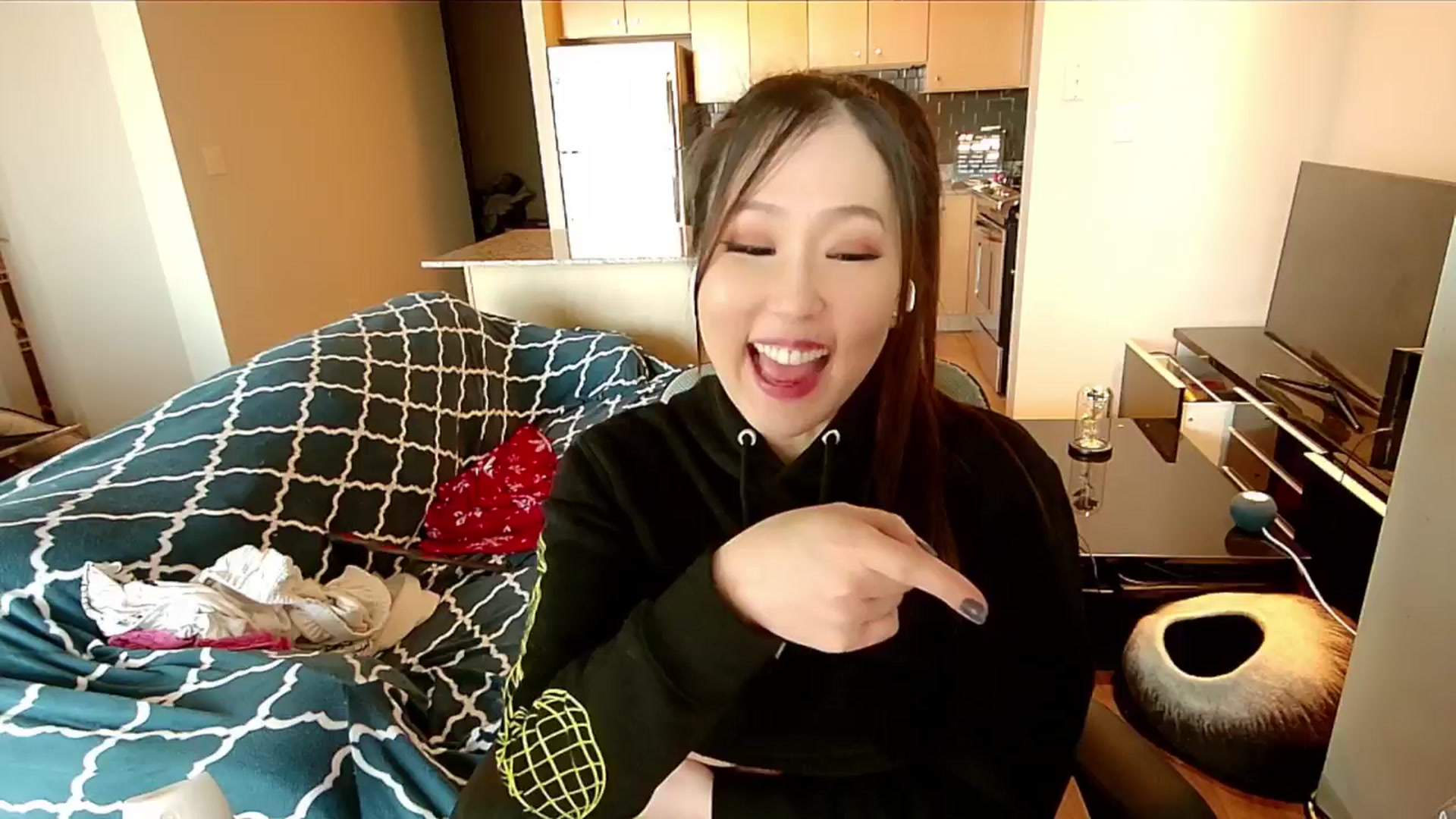Gallery image thumbnail from xWildThingx's myfreecams stream on, 08/11/2024, 22:43 image 10 of 20