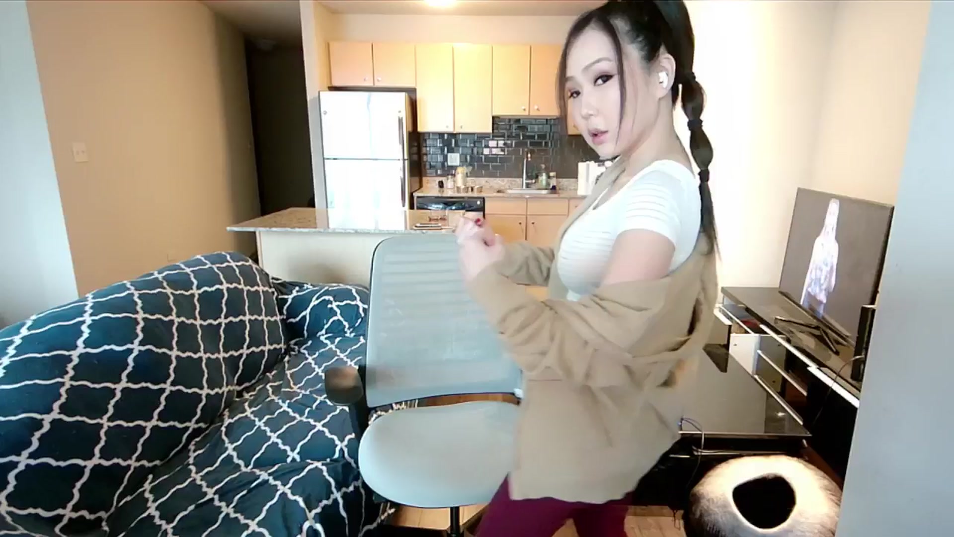 Gallery image thumbnail from xWildThingx's myfreecams stream on, 11/03/2024, 23:27 image 2 of 20