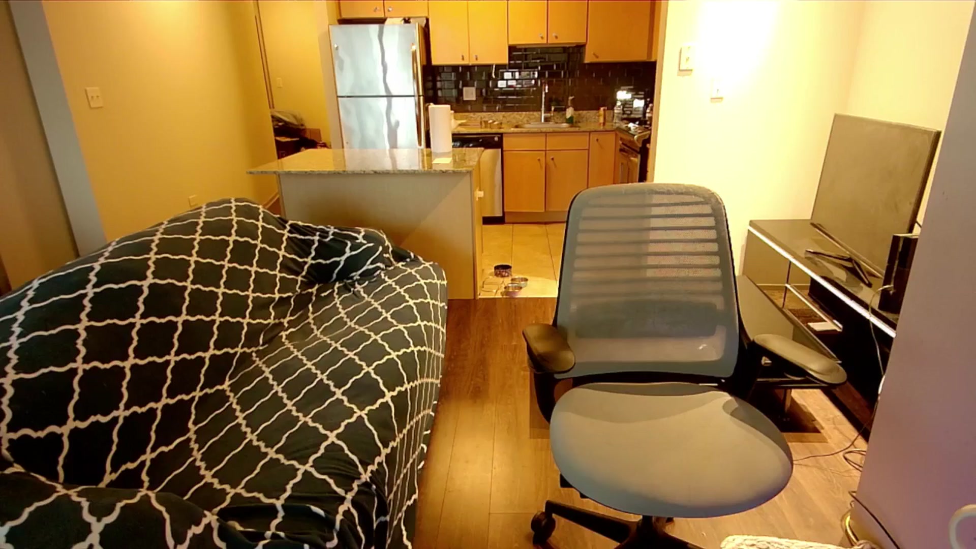 Gallery image thumbnail from xWildThingx's myfreecams stream on, 03/30/2025, 22:32 image 6 of 20