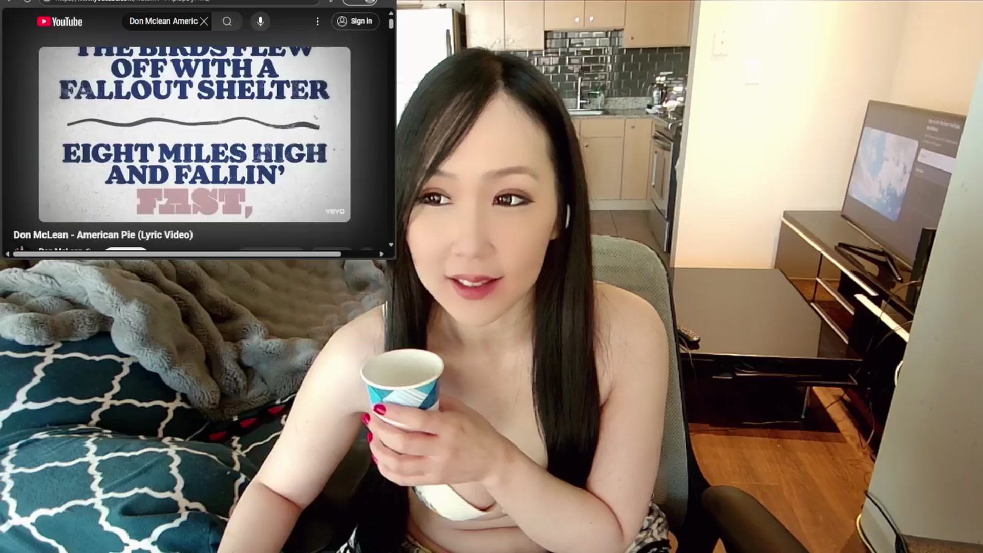 Gallery image thumbnail from xWildThingx's myfreecams stream on, 05/25/2025, 23:11 image 5 of 20