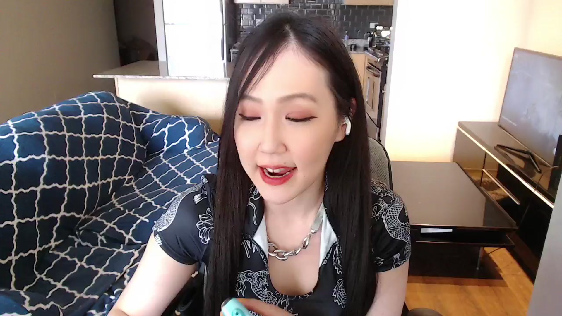 Gallery image thumbnail from xWildThingx's myfreecams stream on, 08/17/2025, 20:36 image 8 of 20