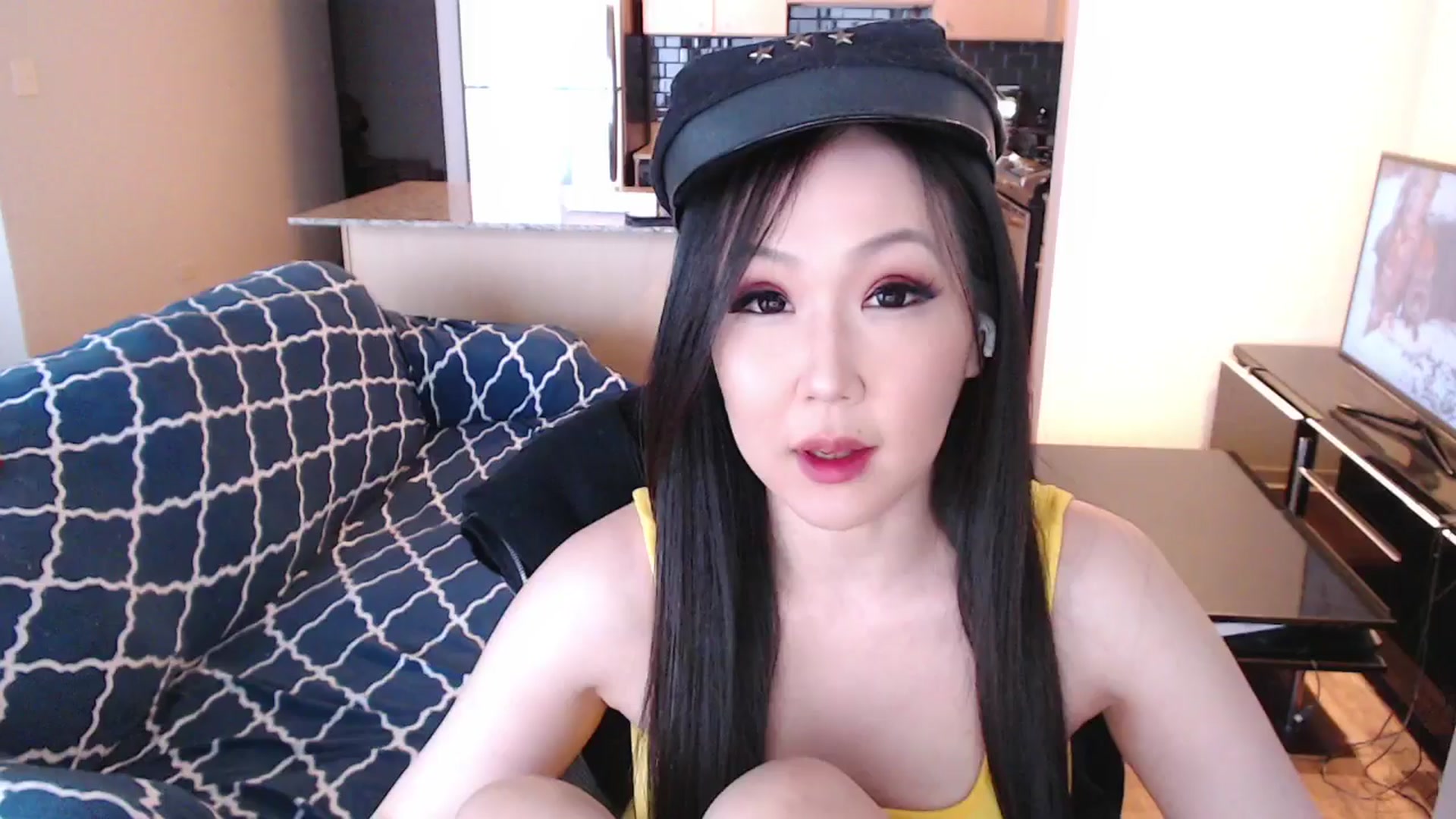 Gallery image thumbnail from xWildThingx's myfreecams stream on, 12/28/2025, 19:58 image 3 of 20