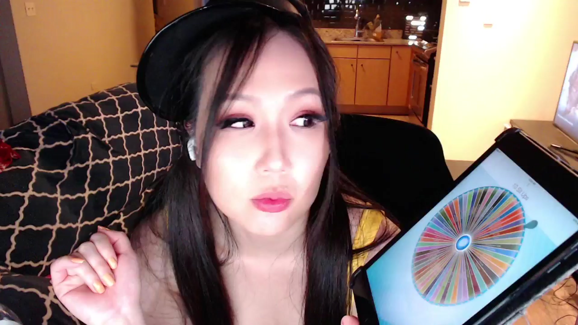 Gallery image thumbnail from xWildThingx's myfreecams stream on, 12/28/2025, 22:14 image 18 of 20