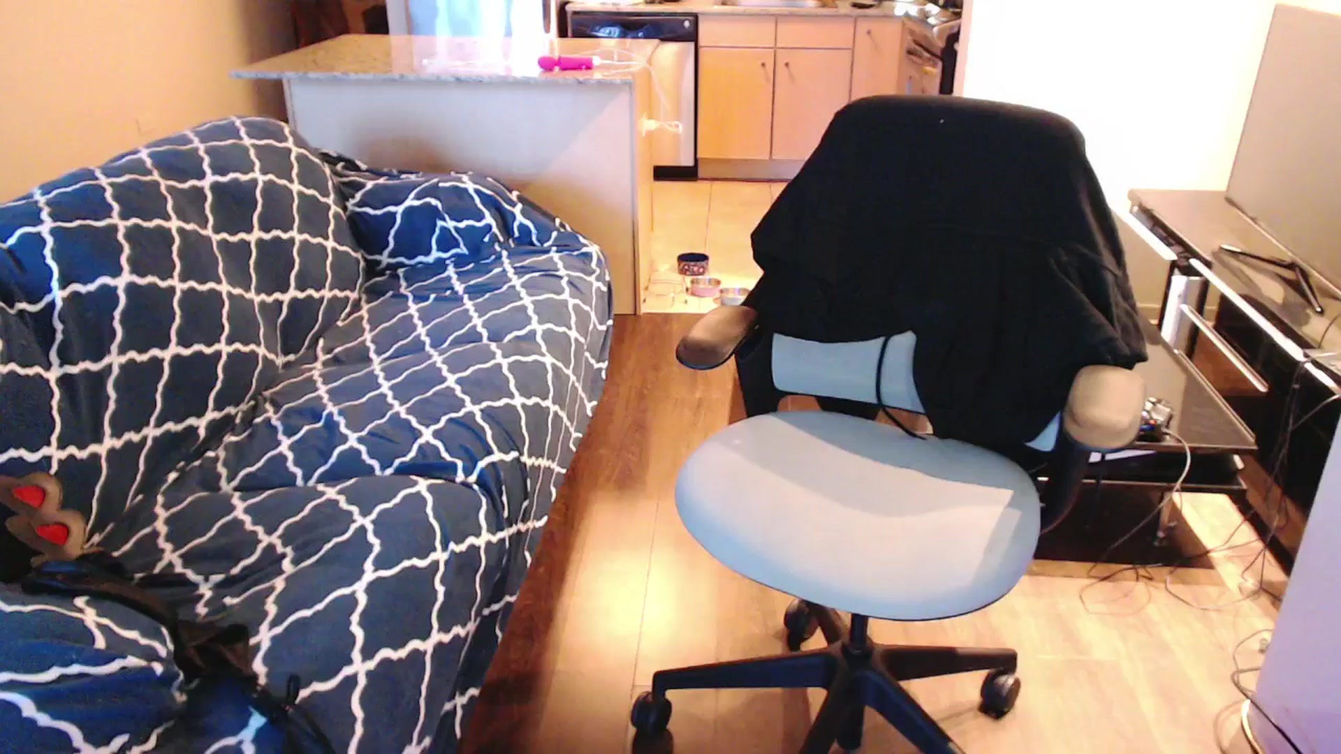 Gallery image thumbnail from xWildThingx's myfreecams stream on, 01/11/2026, 22:18 image 20 of 20