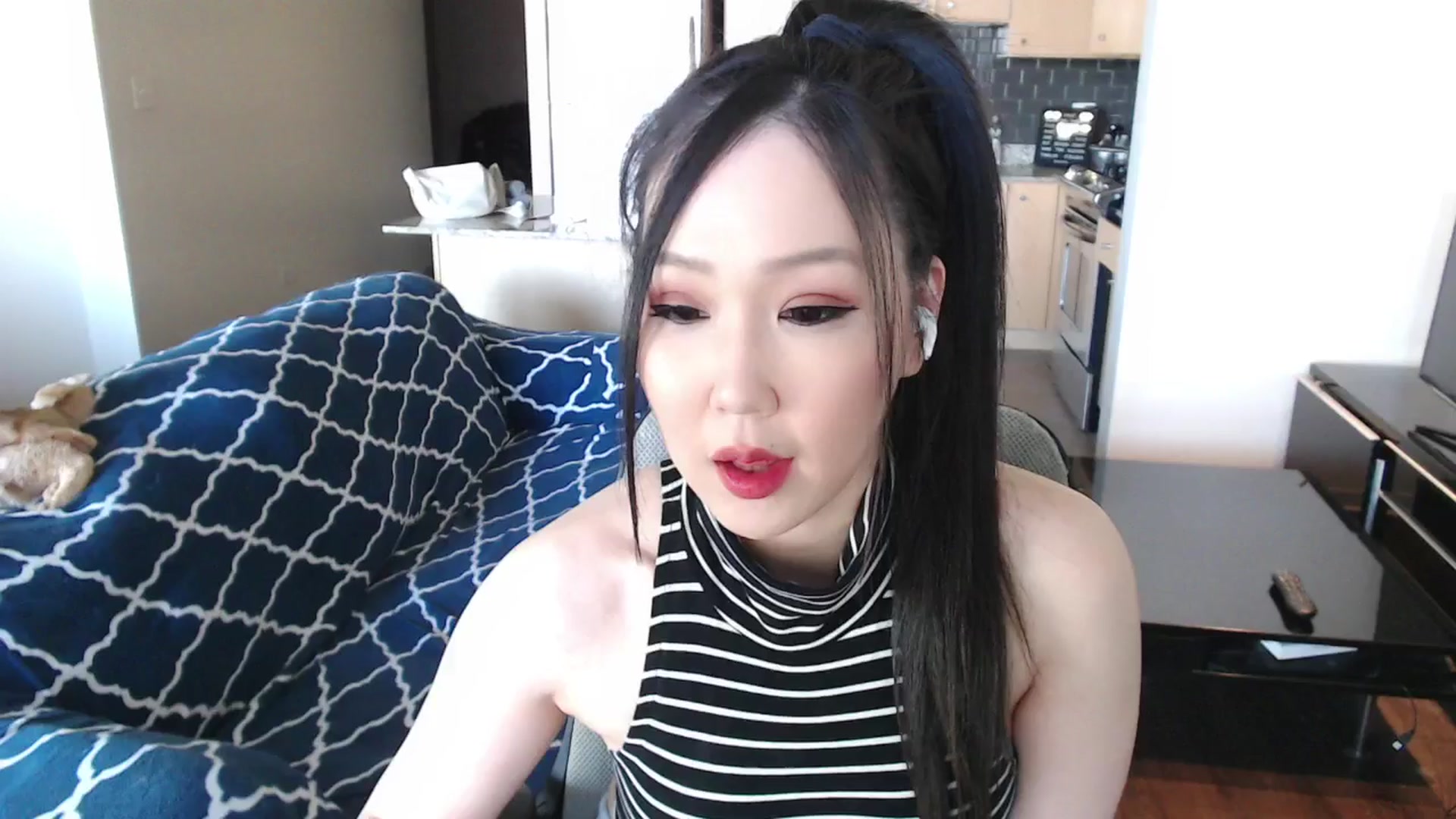 Gallery image thumbnail from xWildThingx's myfreecams stream on, 02/08/2026, 19:19 image 7 of 20