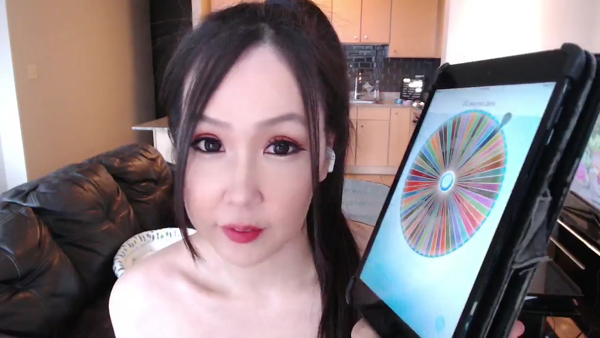 Gallery image thumbnail from xWildThingx's myfreecams stream on, 03/29/2026, 23:37 image 10 of 20