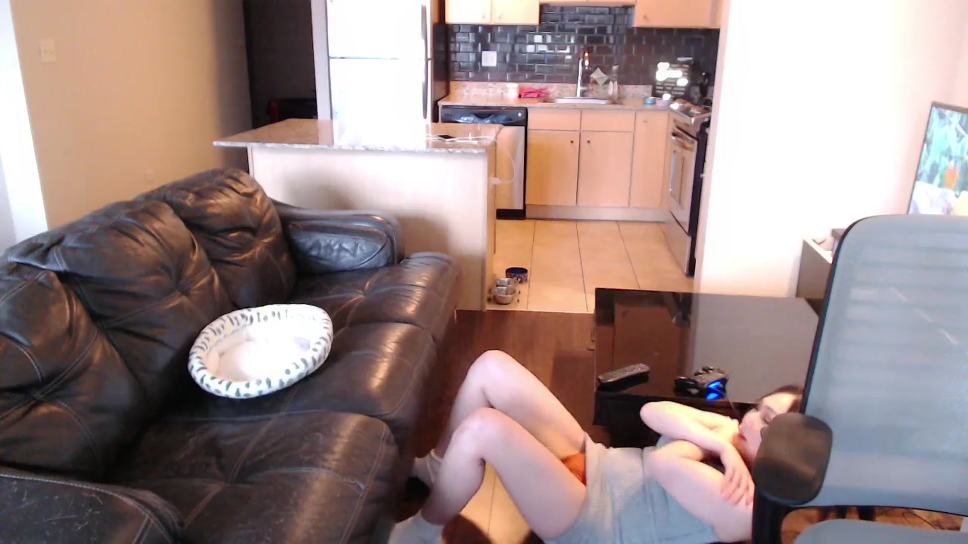 Gallery image thumbnail from xWildThingx's myfreecams stream on, 03/29/2026, 23:37 image 13 of 20